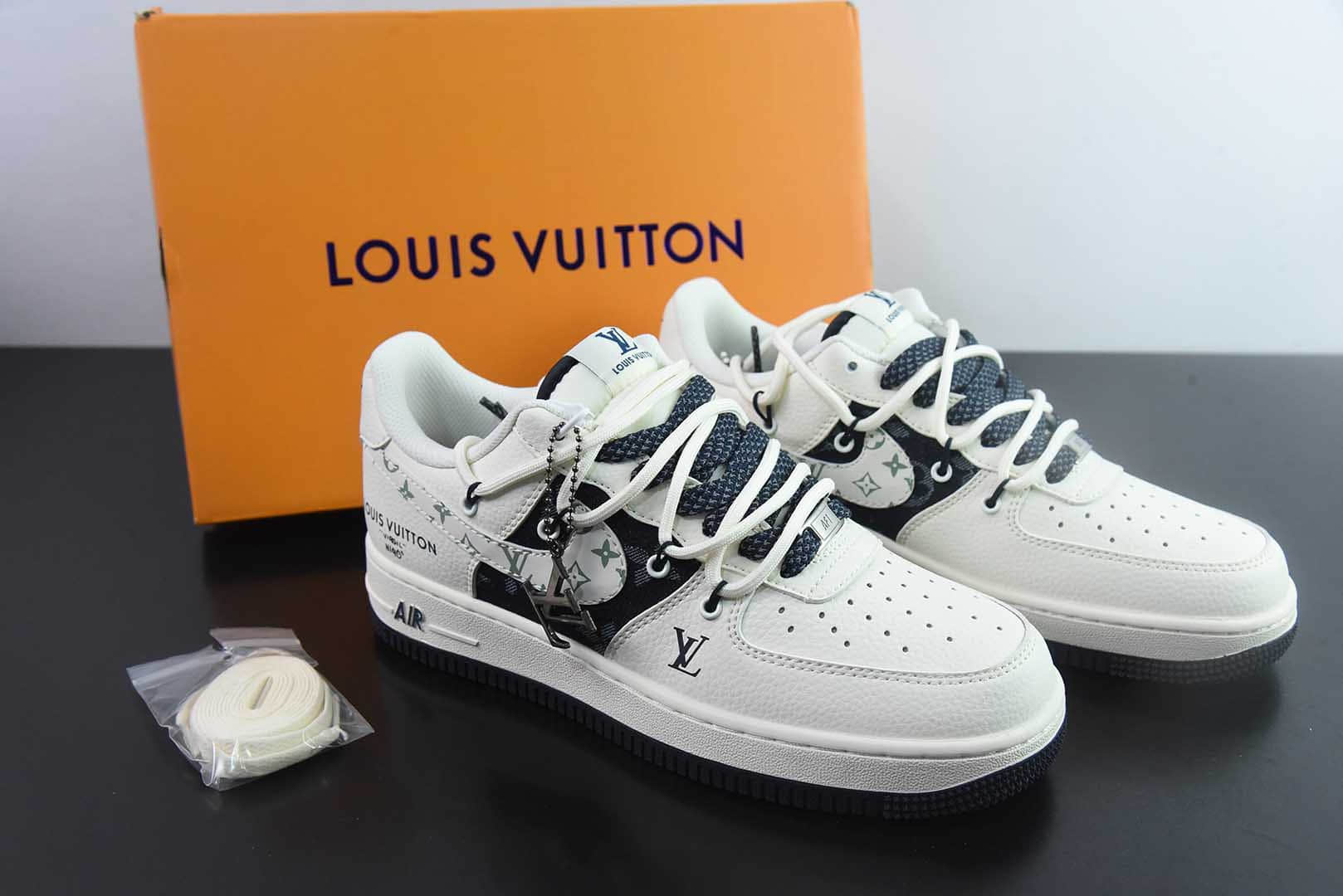 耐克Nike Air Force 1 '07 Low “LV联名白深蓝抽绳”空军一号低帮休闲板鞋纯原版本 货号：DM6868-098