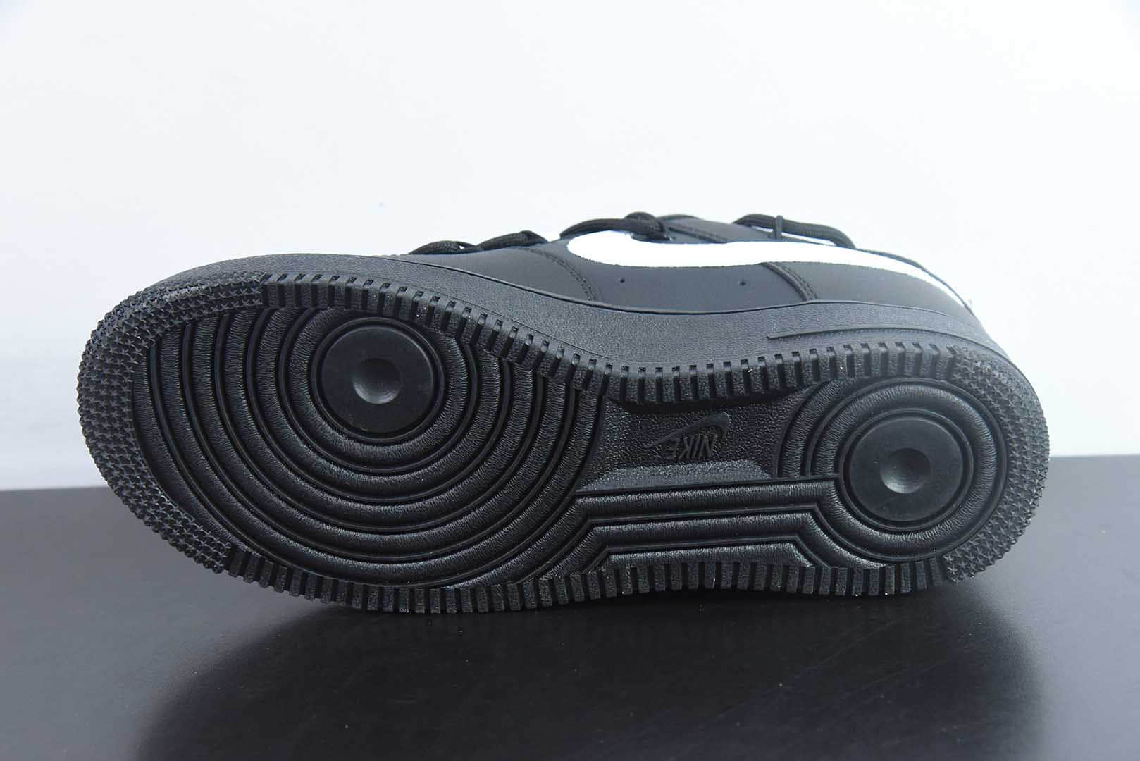 耐克Nike Air Force 1 Low’07 黑色满天星泼墨空军一号低帮休闲板鞋纯原版本 货号：ZH0316-090