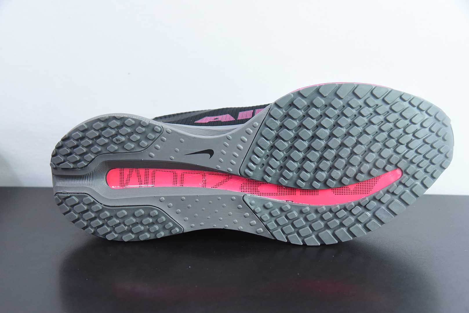 耐克Nike Pegasus Premium Airscape 超级飞马黑粉网面气垫低帮跑步鞋纯原版本 货号：HQ2592-003