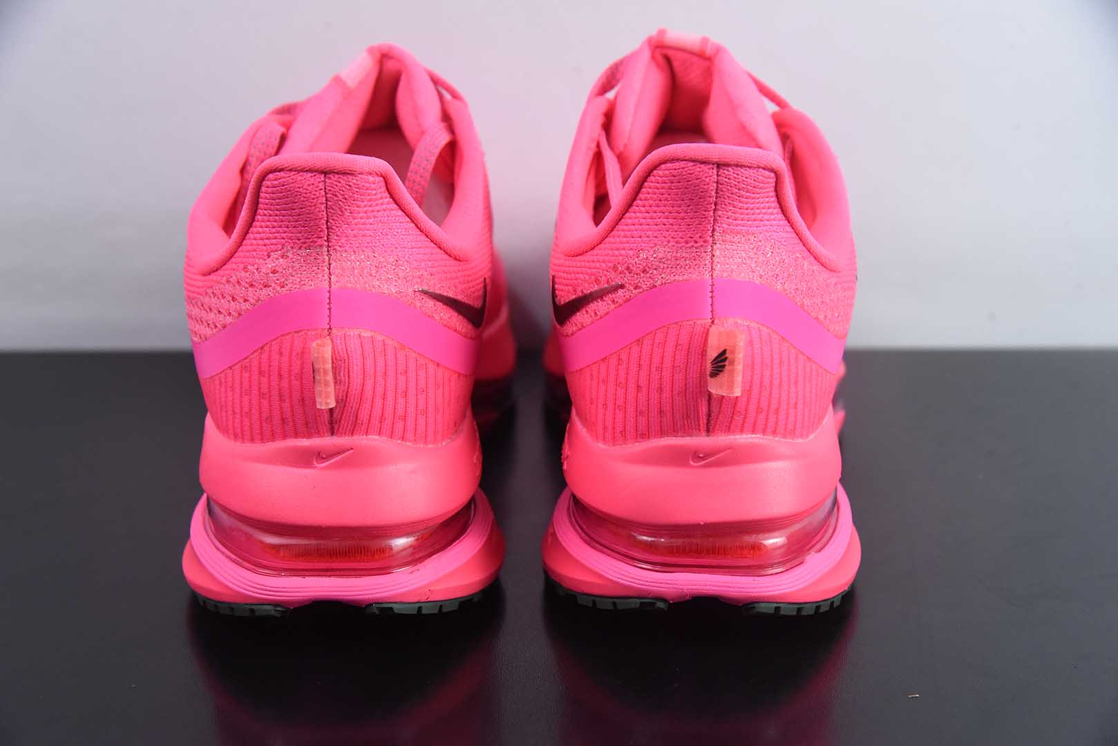 耐克Nike Pegasus Premium超级飞马粉黑网面气垫减震跑步鞋纯原版本 货号：HQ2592-600