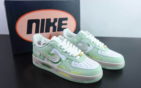 耐克Nike Air Force 1 Low 小熊涂鸦空军一号低帮休闲板鞋纯原版本 货号：DB3310-990