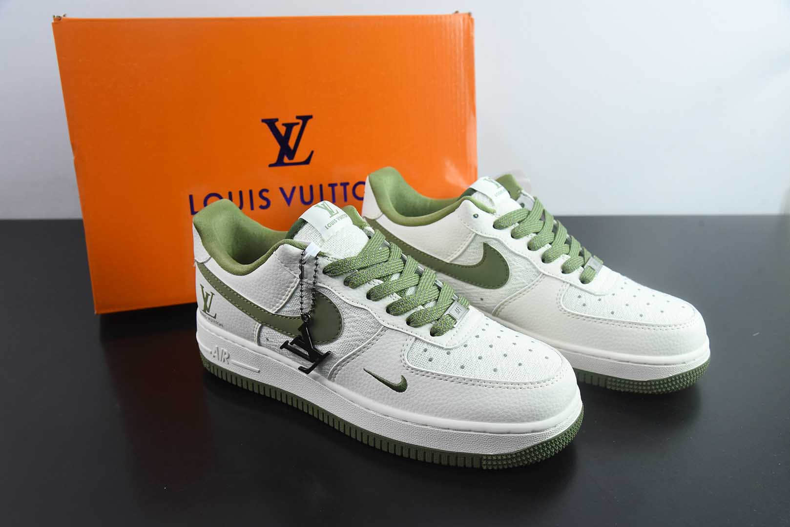 耐克Nike Air Force 1'07 Low LV联名亚麻米绿勾空军一号低帮休闲板鞋纯原版本 货号：XX3168-192
