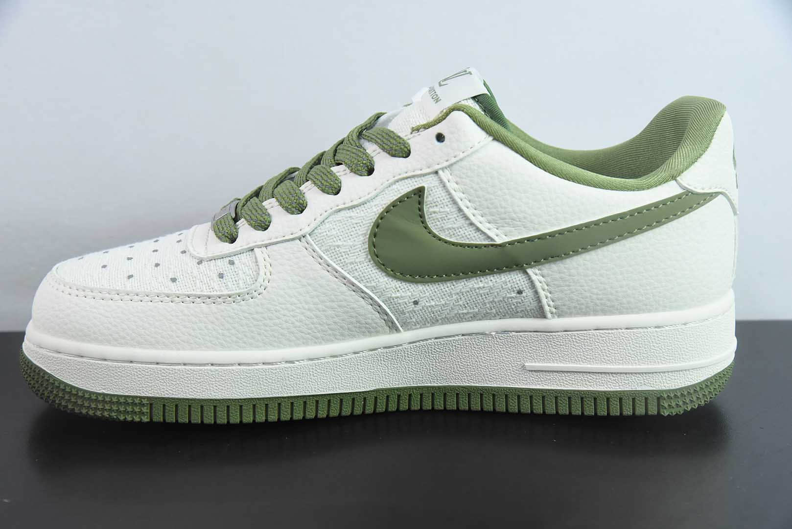 耐克Nike Air Force 1'07 Low LV联名亚麻米绿勾空军一号低帮休闲板鞋纯原版本 货号：XX3168-192