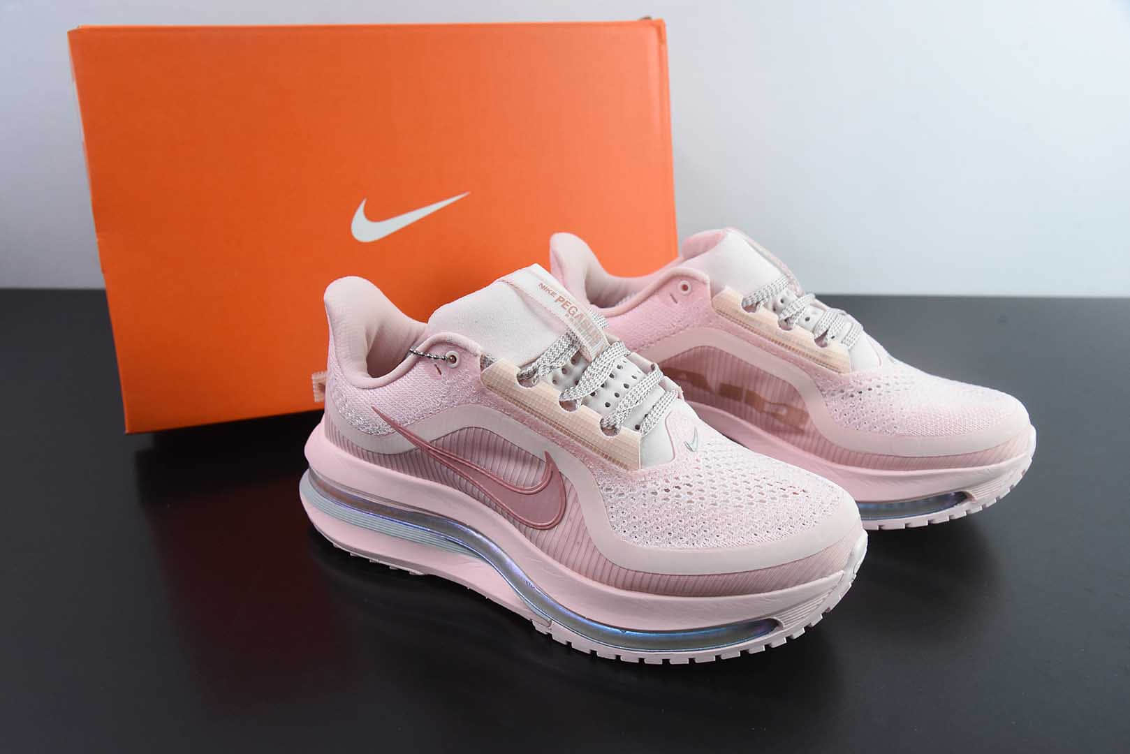 耐克Nike Air Zoom Pegasus Premium 耐克粉色网面全掌气垫缓震跑鞋纯原版本 货号：HQ2593 - 601