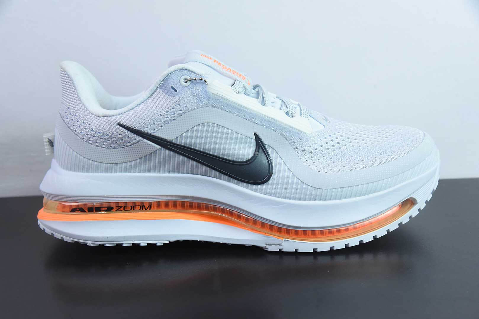 耐克Nike Air Zoom Pegasus Premium耐克米白橙网面全掌气垫缓震跑鞋纯原版本 货号：HQ2592 - 002