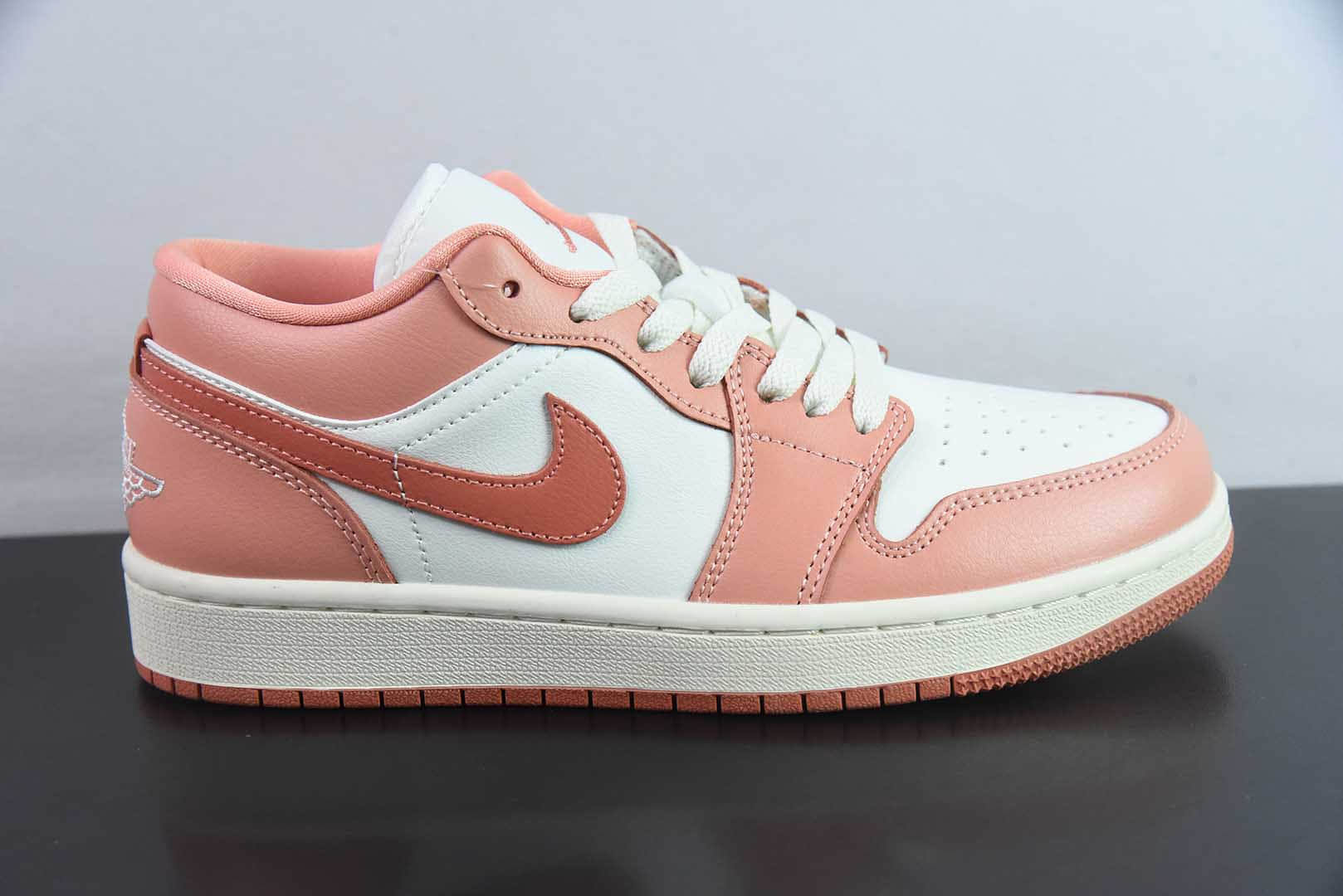 乔丹Air Jordan 1 Low AJ1乔1白粉低帮文化休闲板鞋纯原版本 货号：DC0774-180