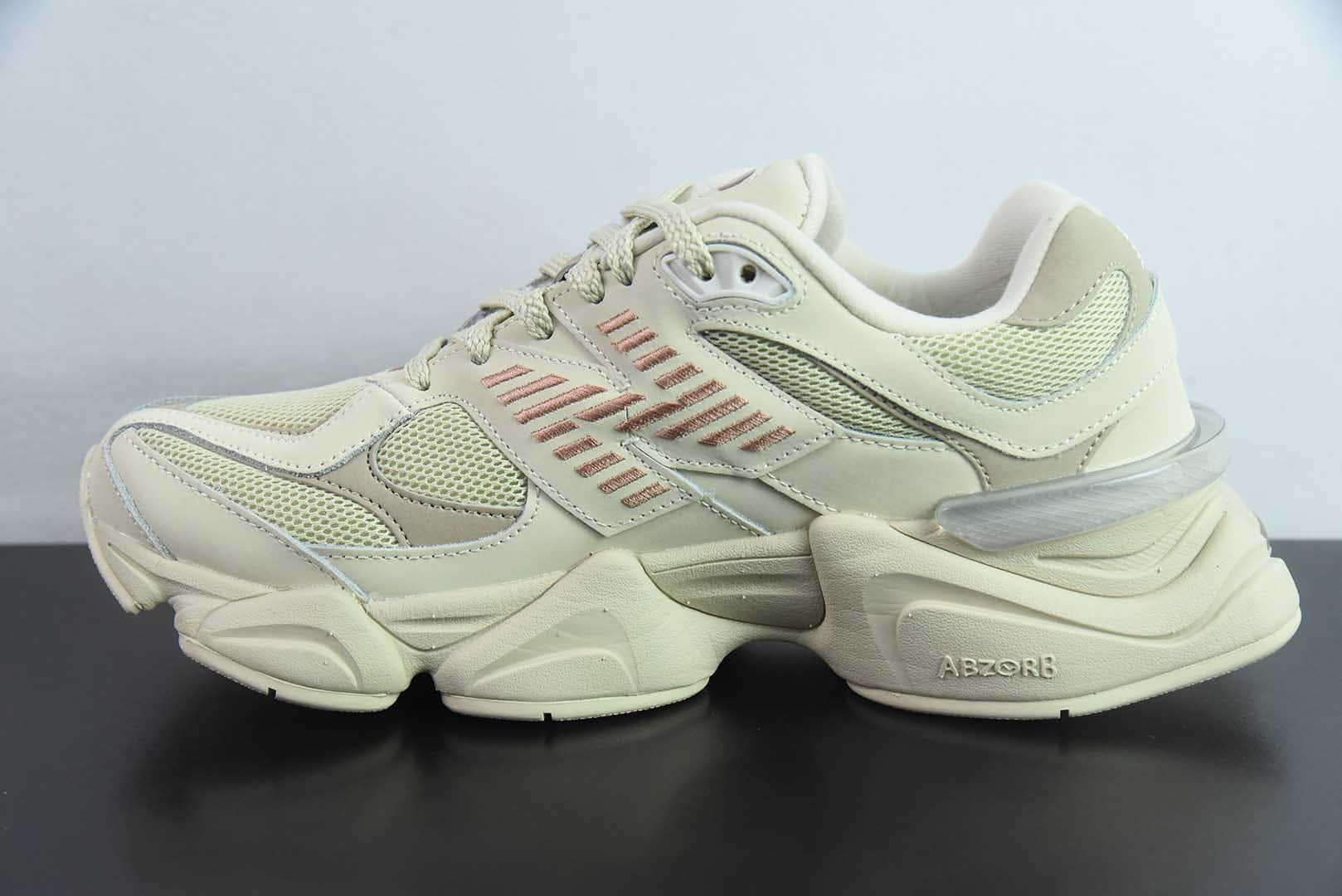 新百伦 Joe Freshgoods x New Balance NB9060联名款杏白枣红复古休闲运动慢跑鞋纯原版本 货号：U9060ZGC