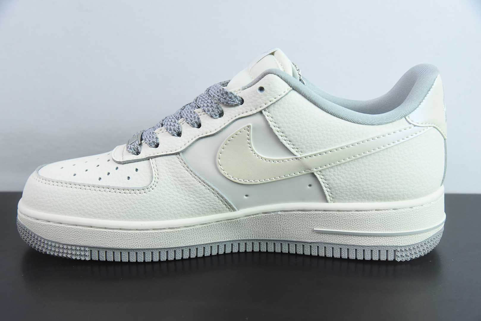 耐克Nike Air Force 1 '07 Low “Supreme联名灰底红标”空军一号低帮休闲板鞋纯原版本 货号：XX3168-195