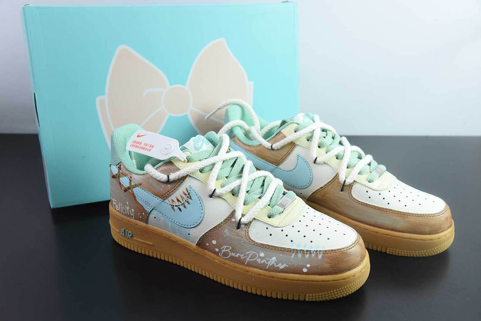 耐克Nike Air Force 1'07 Low Mint Bubble 手绘涂鸦薄荷气泡空军一号低帮休闲板鞋纯原版本 货号：XC2351-505