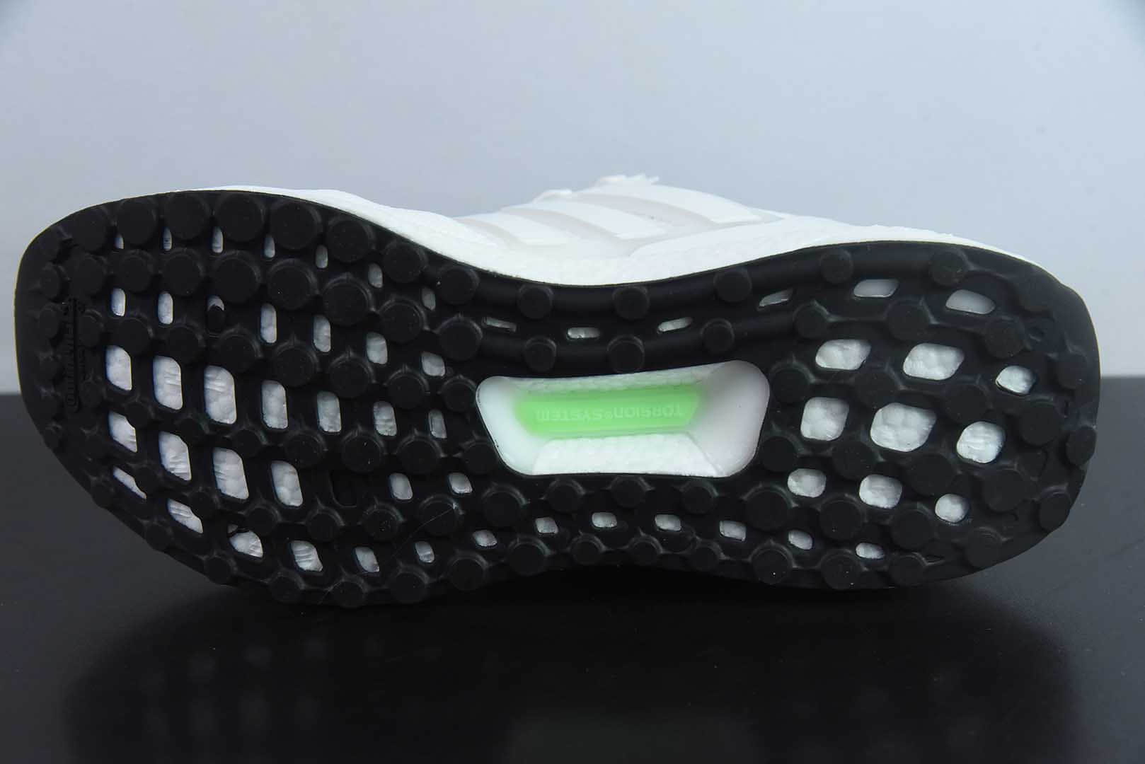 阿迪达斯 Adidas Ultra boost 1.0 UB初代纯白爆米花休闲运动套脚慢跑鞋纯原版本 货号：HQ4202