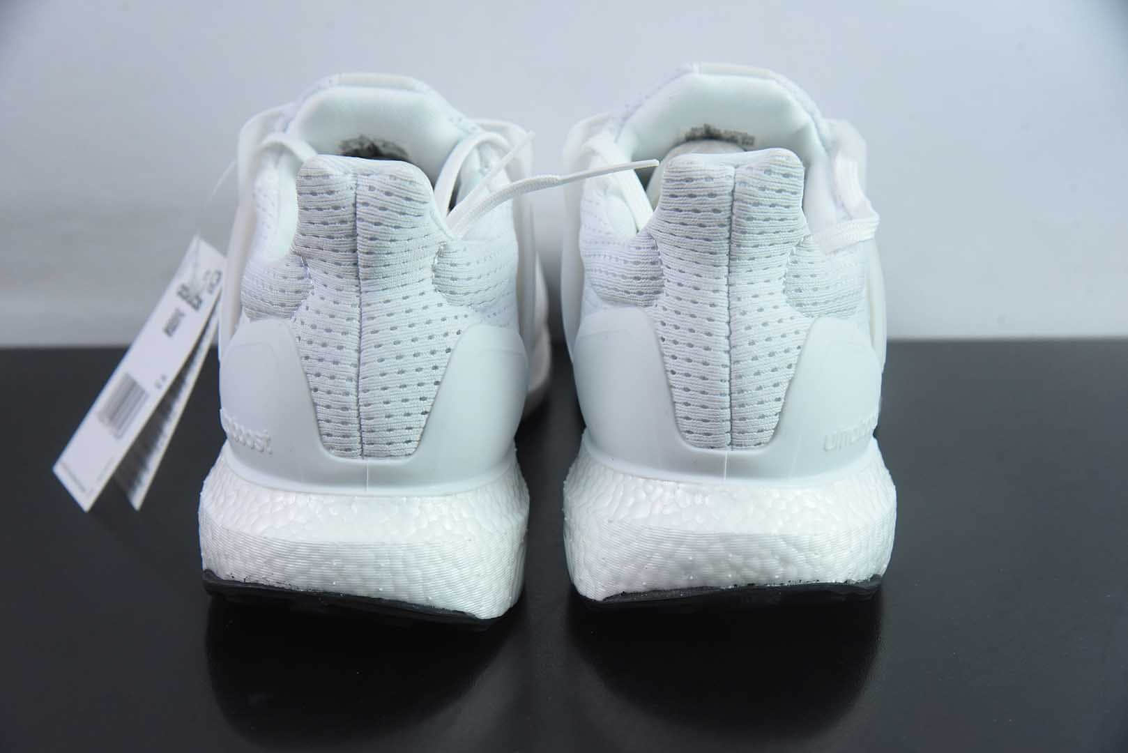 阿迪达斯 Adidas Ultra boost 1.0 UB初代纯白爆米花休闲运动套脚慢跑鞋纯原版本 货号：HQ4202