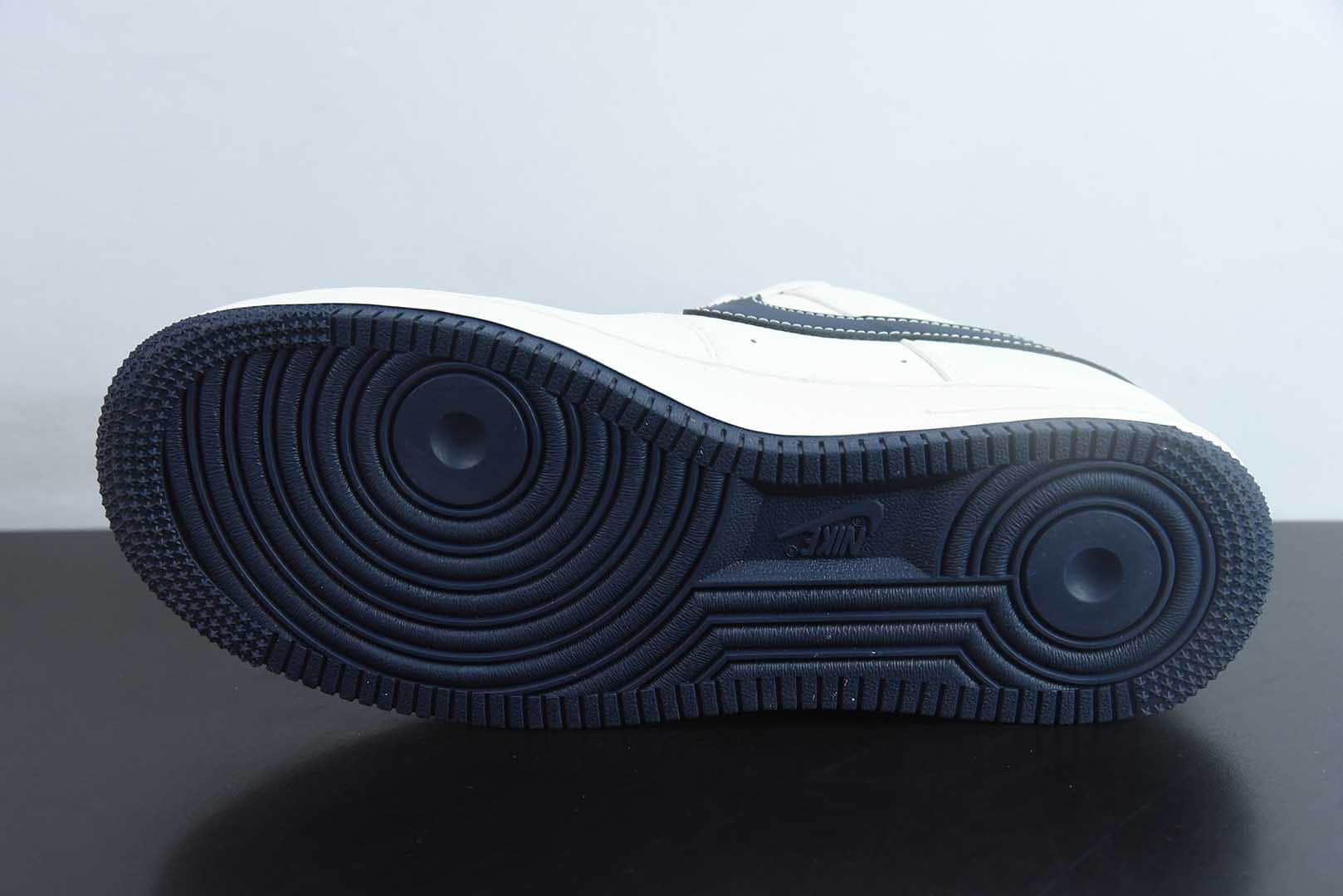 耐克Nike Air Force 1'07 Low 古驰联名鬼脸米蓝空军一号低帮休闲板鞋纯原版本 货号:QW5836-006