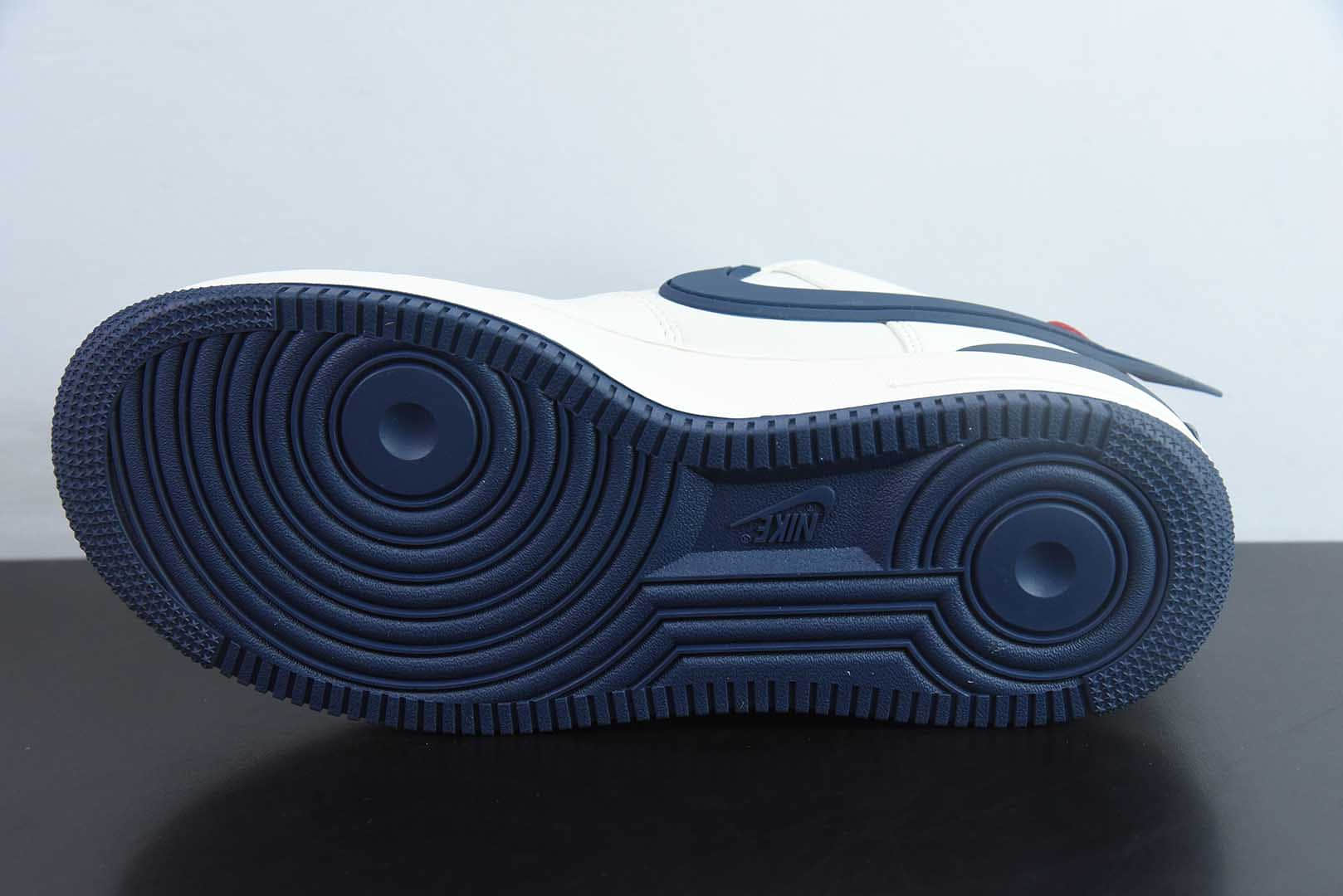 耐克Nike Air Force 1'07 Low LV联名深蓝大勾空军一号低帮休闲板鞋纯原版本 货号：XS3464-575