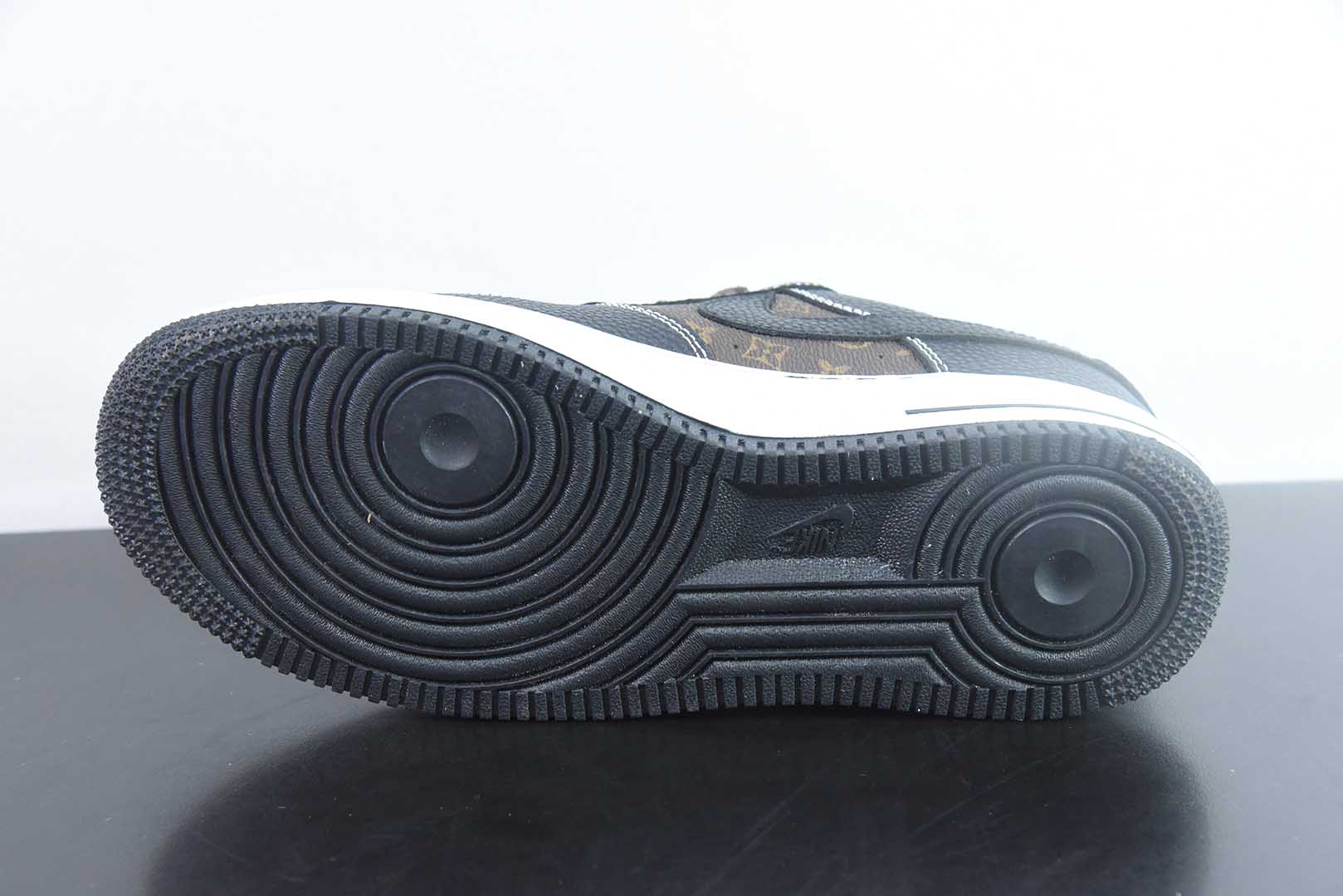 耐克Nike Air Force 1 '07 Low “LV联名经典黑棕”空军一号低帮休息板鞋纯原版本 货号：CZ3986-002