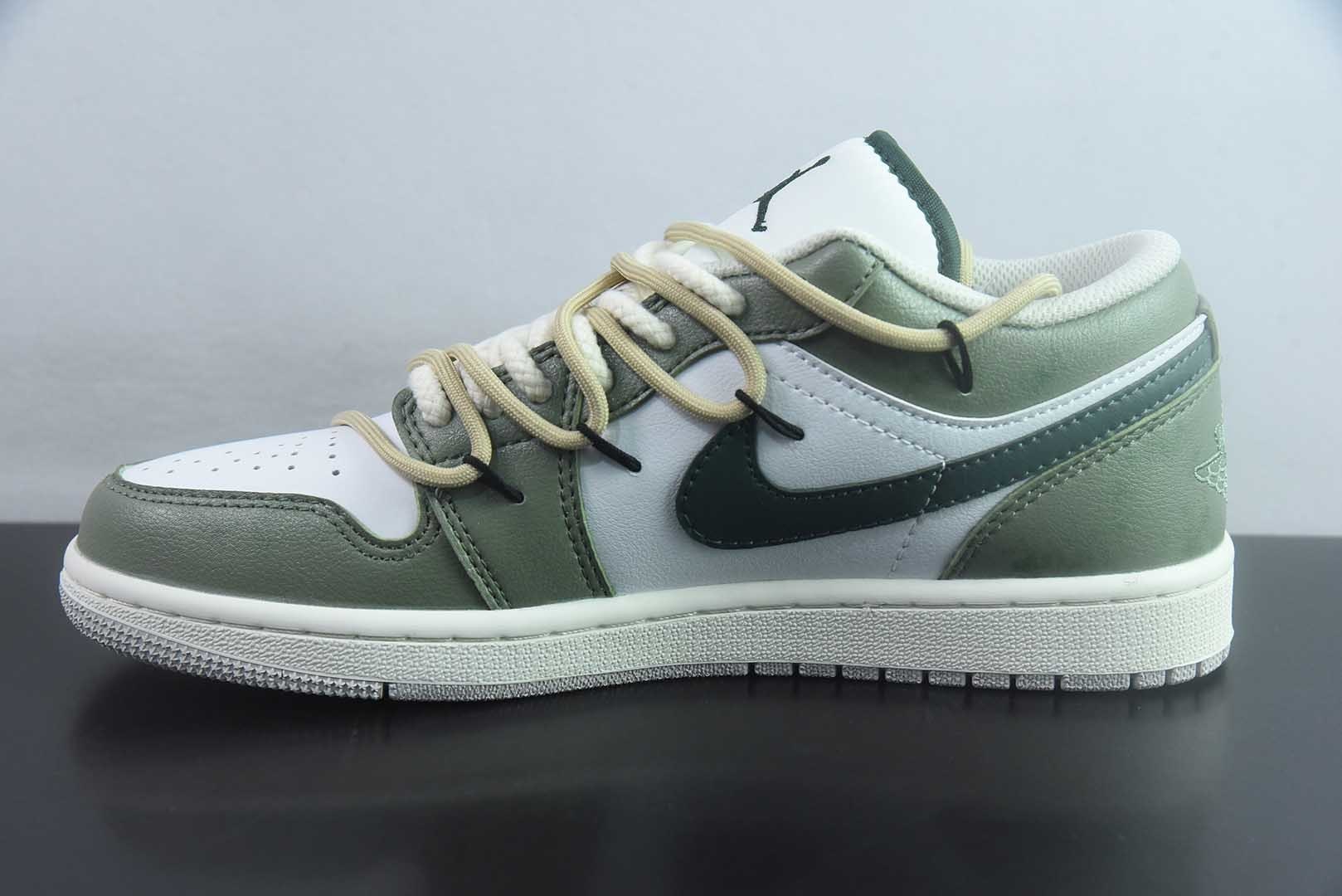 耐克 Nike Air Jordan 1 Low 绑带联名 AJ1乔1低帮休闲板鞋 同步官方配色 市场唯一独家头层皮打造 原鞋原档案开发 原厂皮料 原档冲孔鞋头 正确满胶鞋垫 四线拉帮 原厂织唛标 鞋舌高弹海绵填充 货号:FQ7687 300纯原版本 实拍细节图