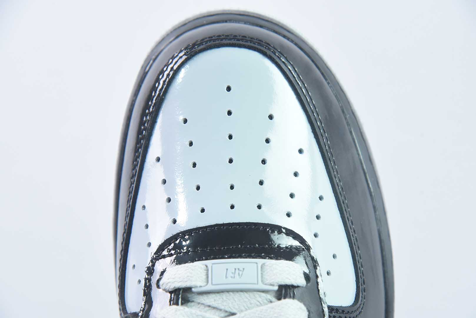 Central Cee x 耐克 Nike Air Force 1 Low "Syna World" 空军一号低帮休闲板鞋 纯原版本 货号：IO9974-010 实拍细节图