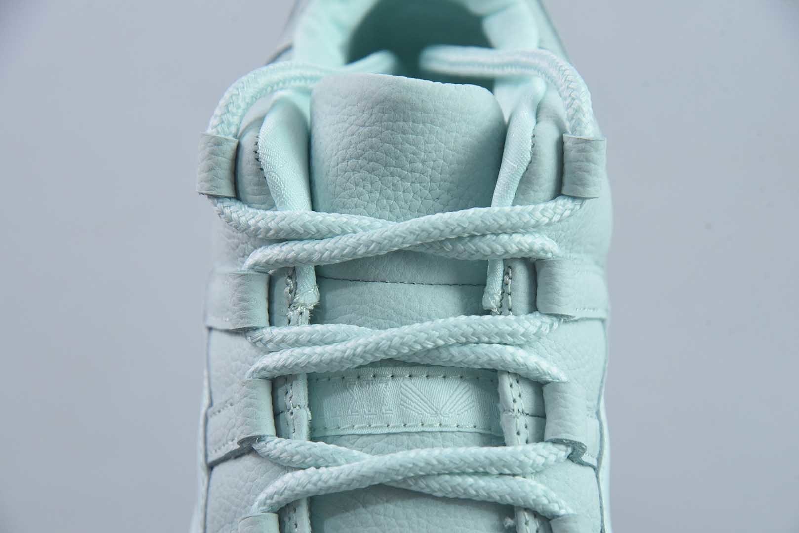 aj11低帮冰屋 浅绿色 乔丹 Air Jordan 11 “Igloo”冰屋 纯原版本 货号：IW1882-300 实拍细节图