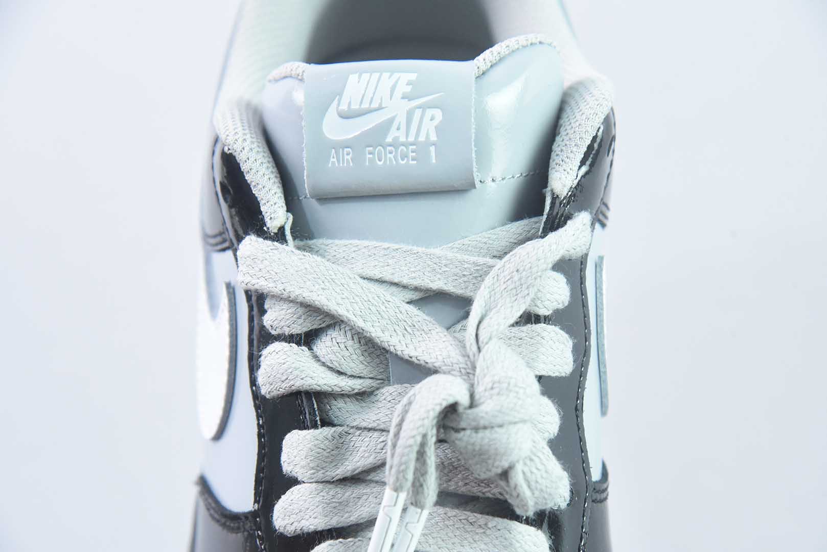 Central Cee x 耐克 Nike Air Force 1 Low "Syna World" 空军一号低帮休闲板鞋 纯原版本 货号：IO9974-010 实拍细节图