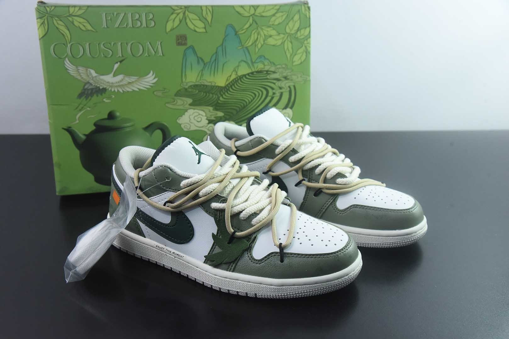 耐克 Nike Air Jordan 1 Low 绑带联名 AJ1乔1低帮休闲板鞋 同步官方配色 市场唯一独家头层皮打造 原鞋原档案开发 原厂皮料 原档冲孔鞋头 正确满胶鞋垫 四线拉帮 原厂织唛标 鞋舌高弹海绵填充 货号:FQ7687 300纯原版本 主图