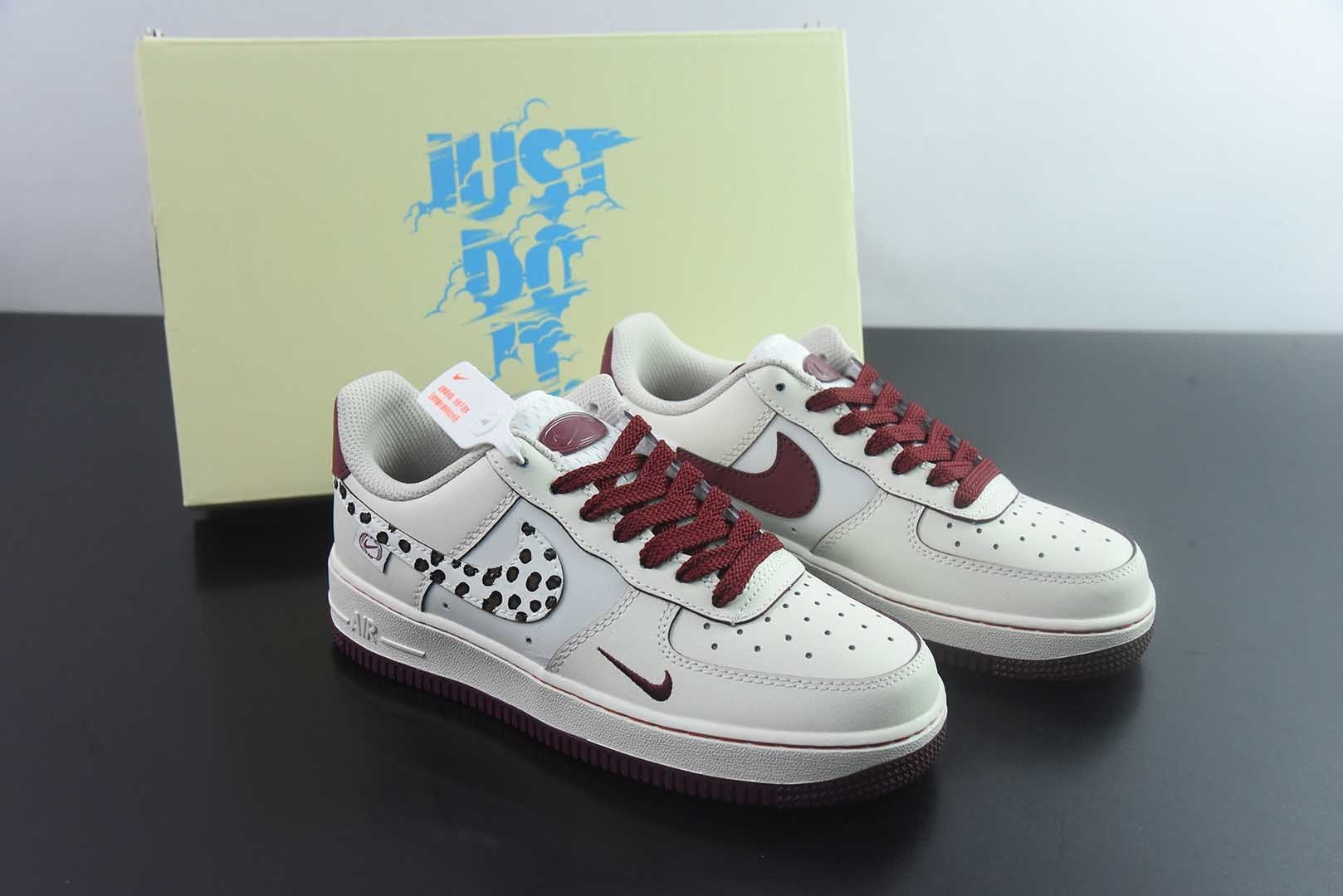耐克 Nike Air Force 1'07 Low "Wild Berry Leopard Shadow" 手绘涂鸦 野莓豹影 空军一号低帮休闲板鞋 FB1839-521 纯原版本 主图