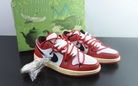 耐克 Nike Air Jordan 1 Low 绑带联名 AJ1乔1低帮休闲板鞋 同步官方配色 市场唯一独家头层皮打造 原鞋原档案开发 原厂皮料 原档冲孔鞋头 正确满胶鞋垫 四线拉帮 原厂织唛标 鞋舌高弹海绵填充 货号:553558-118纯原版本 主图