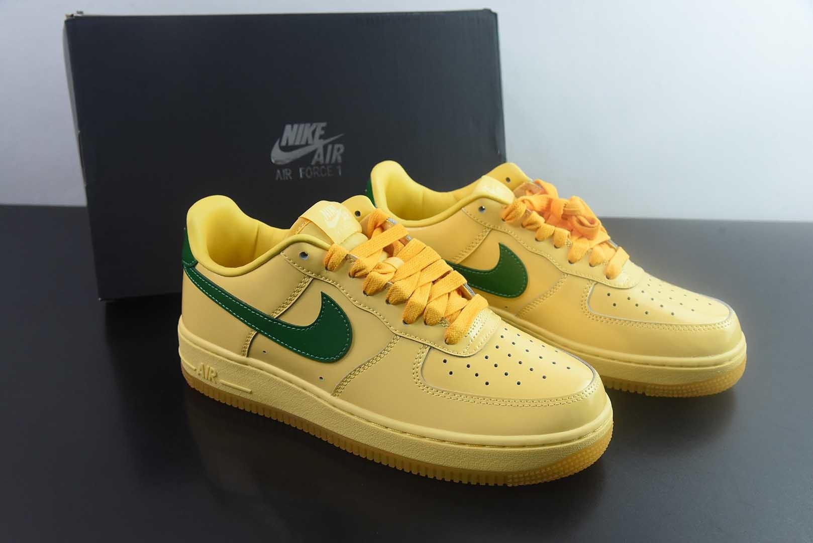 空军一号 af1黄绿 耐克 Nike Air Force 1 Patent "Topaz Gold"黄玉低帮 板鞋 男款 纯原版本 货号：IO4489-700 主图