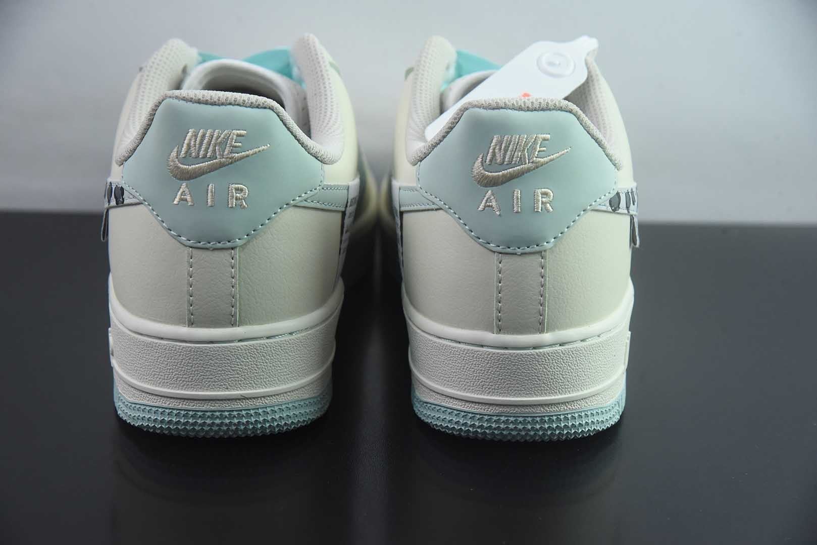 手绘涂鸦“青提奶豹”耐克 Nike Air Force 1  “Green Grape Leopard Pop”空军一号定制板鞋 纯原版本 货号：FB1839-112 实拍细节图