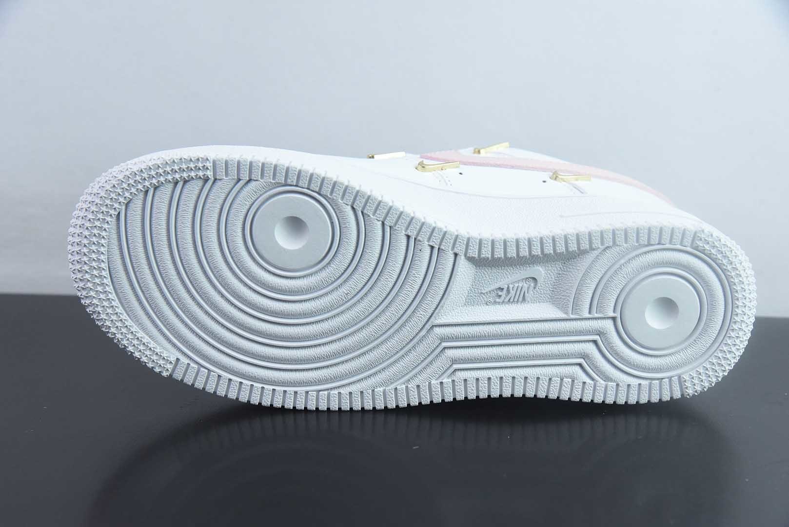 耐克 Nike Air Force 1'07 Low 二次元主题  空军一号低帮休闲板鞋 ZH0316-112 纯原版本 实拍细节图