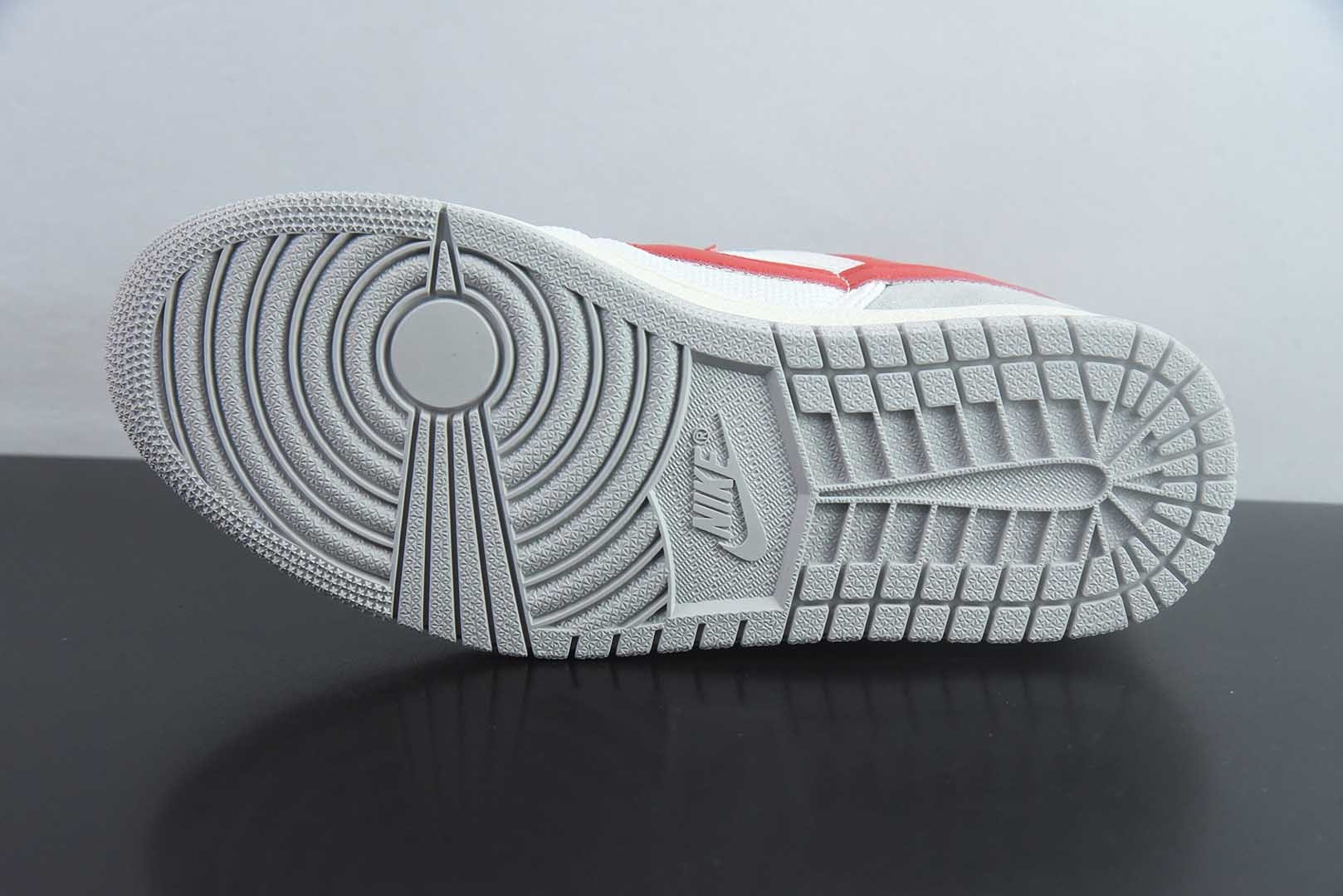 Air Jordan Skyline Low 天际线 经典百搭 耐克 复古低帮百搭休闲板鞋 纯原版本 货号：IM2055-102 实拍细节图