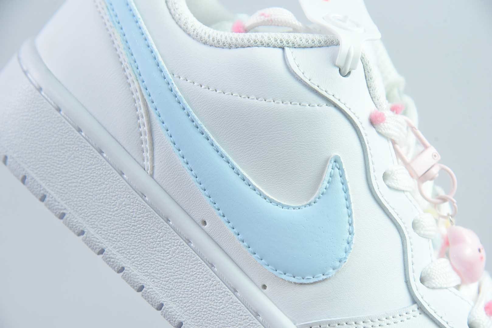 【定制版】耐克 NikeCourtBorough“星糖奶冻”Starry Panna Cotta皮革结构手绘潮流板鞋 纯原版本 货号：BQ5448-220 实拍细节图