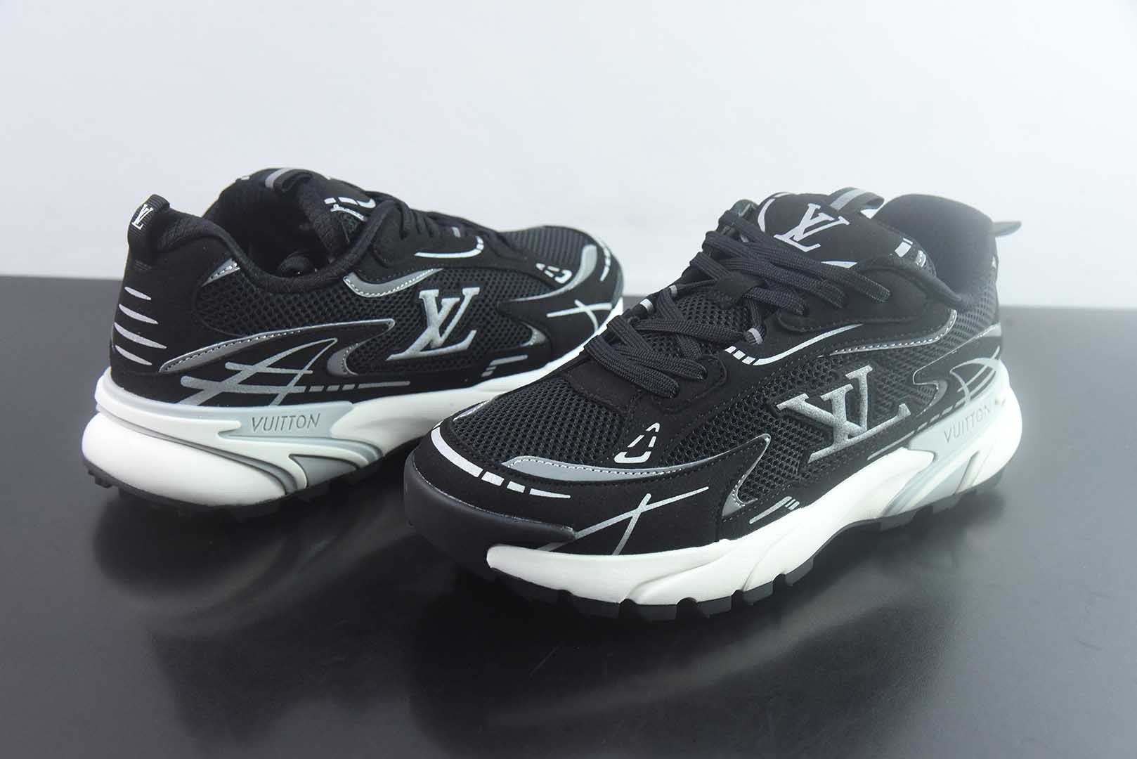 LOUIS VUITTON LV Tatic Runner 动感图案 厚底系带 低帮 生活休闲鞋 原装级高端礼盒+飞机盒+五件套配件+布袋 纯原版本 实拍细节图
