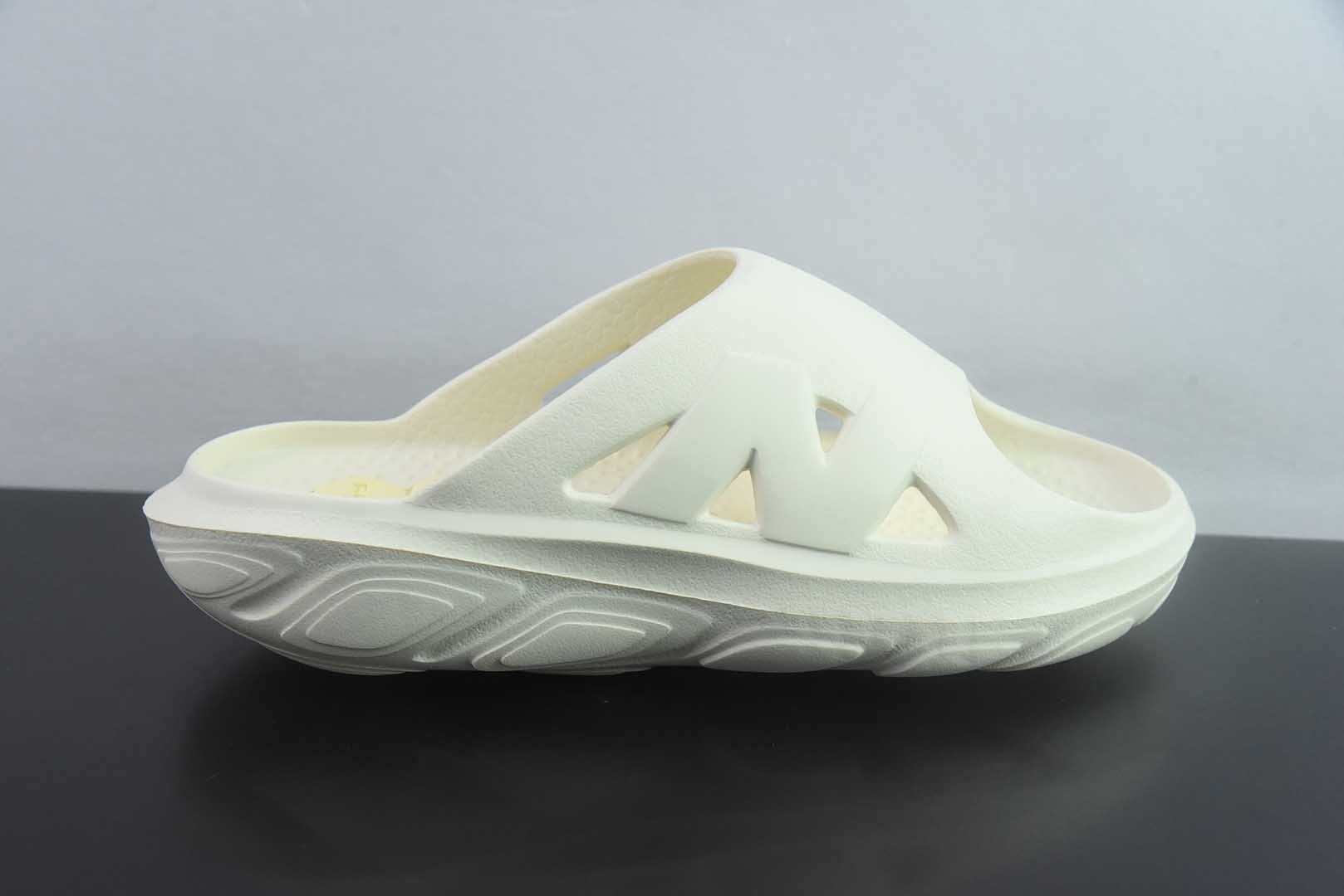 New Balance/新百伦 男鞋,全新开模一次发泡MD成型工艺鞋底,采用原配比MD颗粒材质,超软棉质脚感,NB新百 纯原版本 实拍细节图