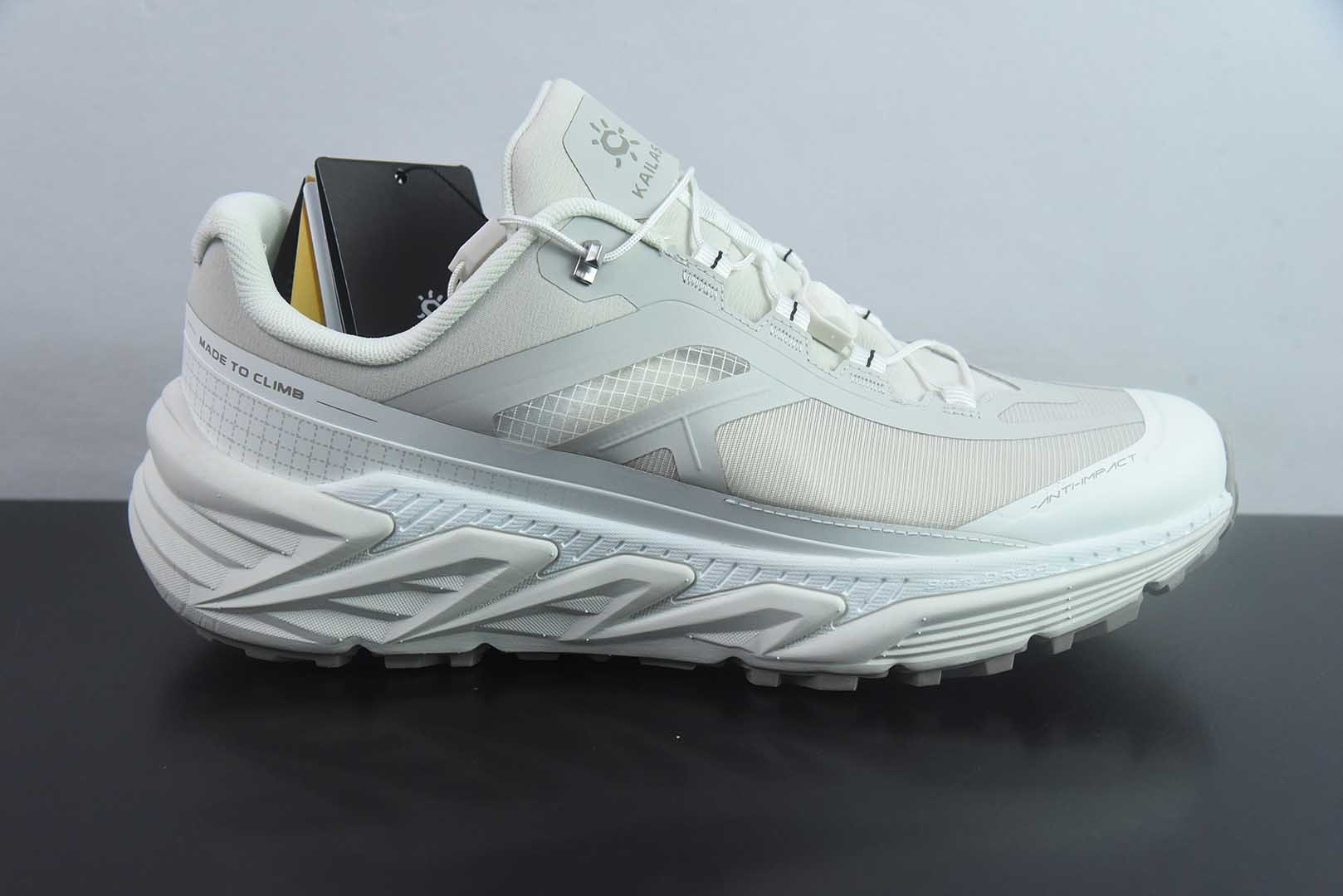 KAILAS 山行3代 GTX 凯乐石舒适缓冲徒步鞋 货号：KS2612111织物TPU减震防滑透气包裹性轻便低帮超强抓地力越野跑步鞋 纯原版本 实拍细节图