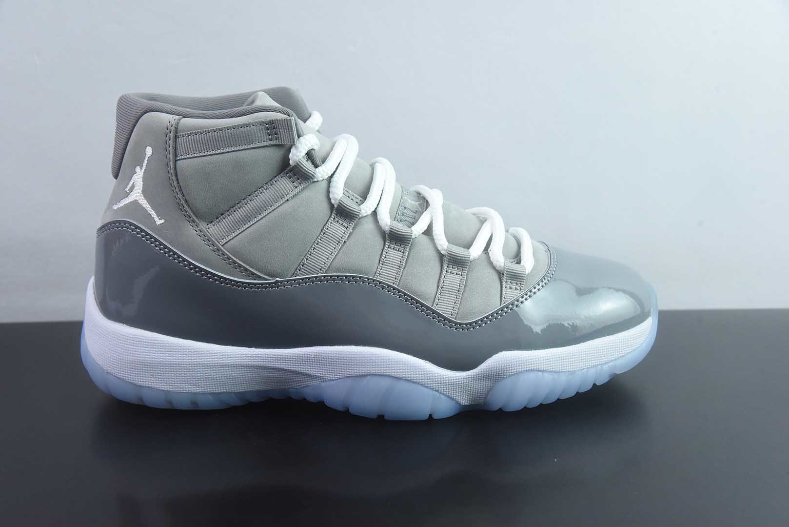 AJ11,Tinker Hatfield 于1995年操刀的里程碑之作,陪伴乔丹95-96赛季复出夺冠、写下72胜10负神话,被鞋圈奉为“正代天花板”。 纯原版本 货号:CT8012-005 实拍细节图