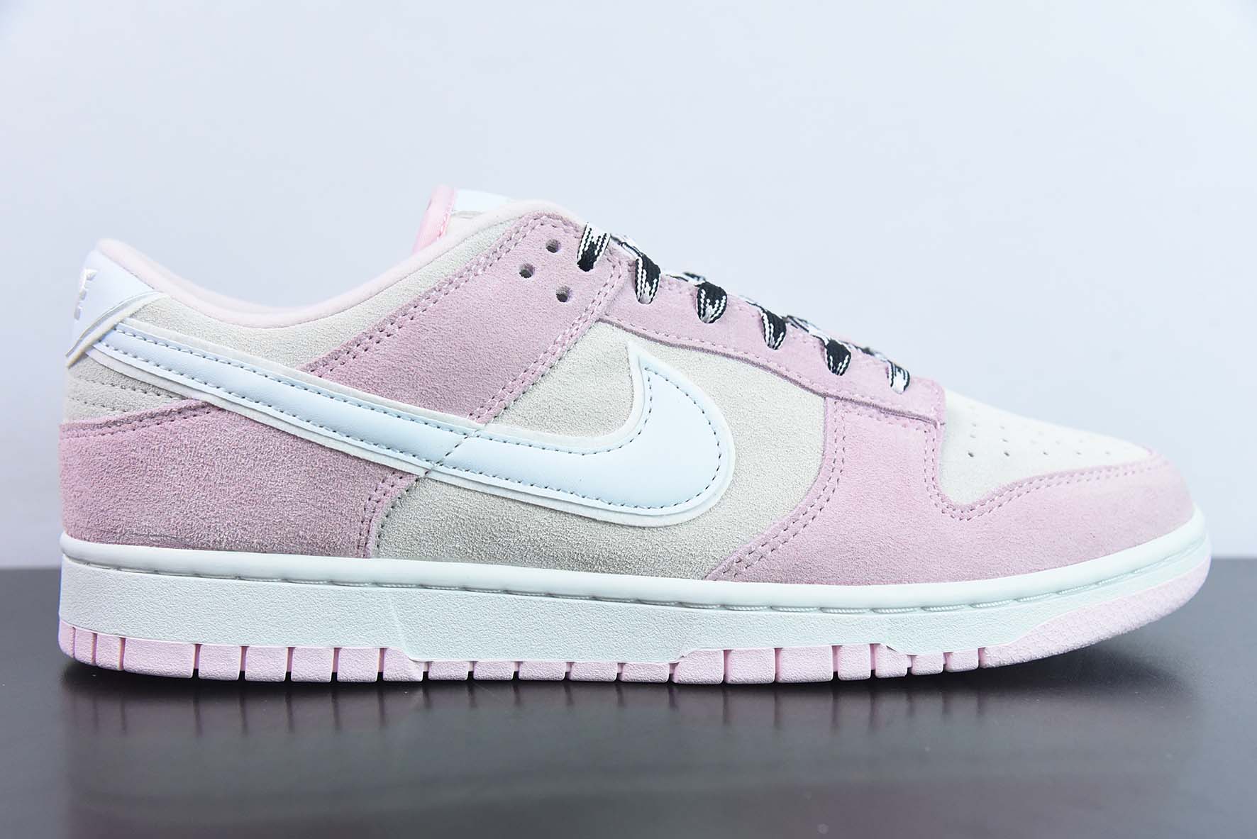 耐克 Nike Dunk Low SB 低帮滑板鞋/粉色 灰白粉 货号:DV3054-600纯原版本 实拍细节图