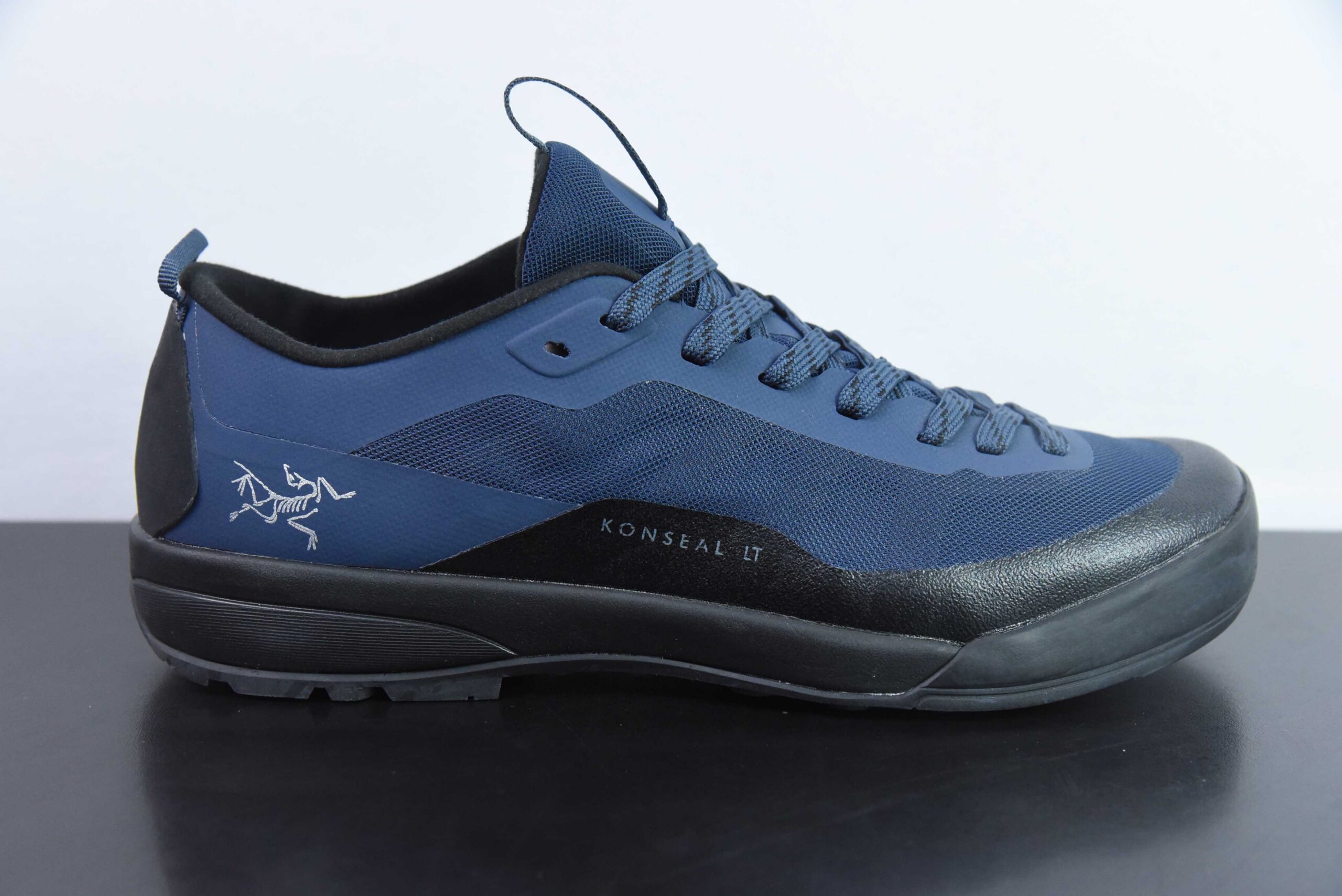 始祖鸟 Arcteryx KONSEAL LT W 男子低帮徒步鞋纯原版本 实拍细节图