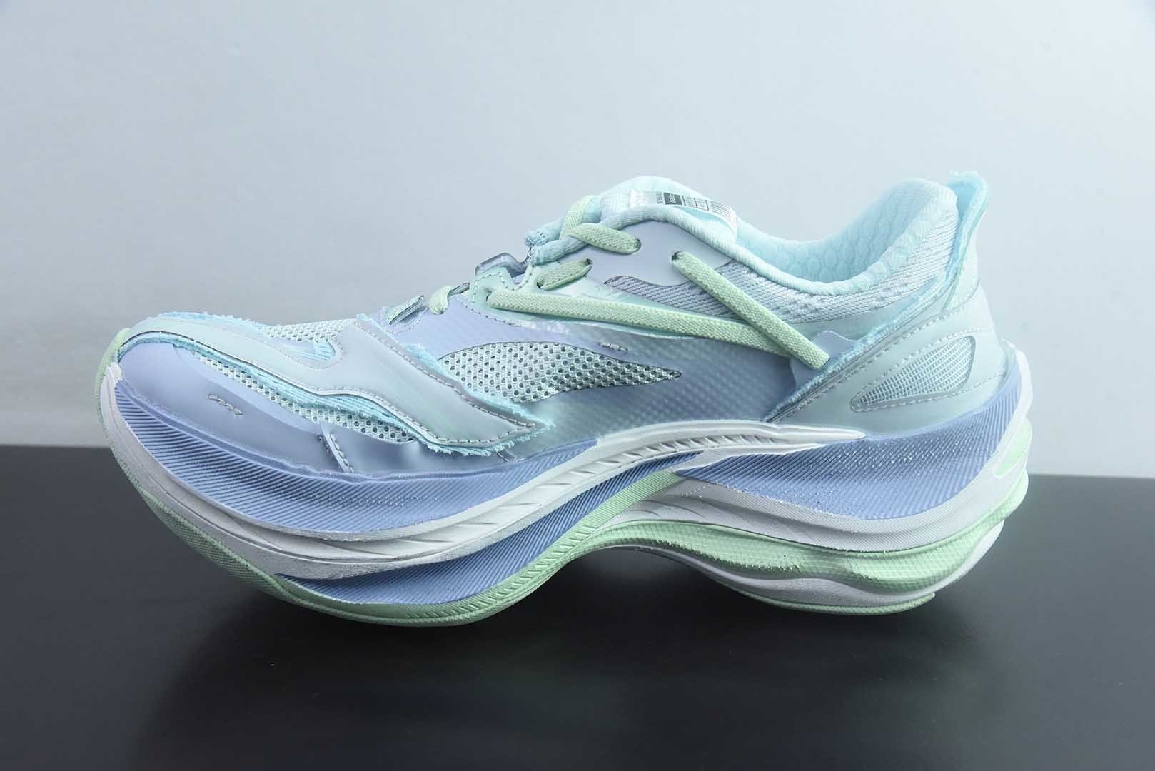 巴黎世家26代 Balenciaga巴黎世家 Jet 压纹印花 圆头厚底4.25cm 低帮 老爹鞋 米色 货号：872640 WMRTN 9191纯原版本 实拍细节图