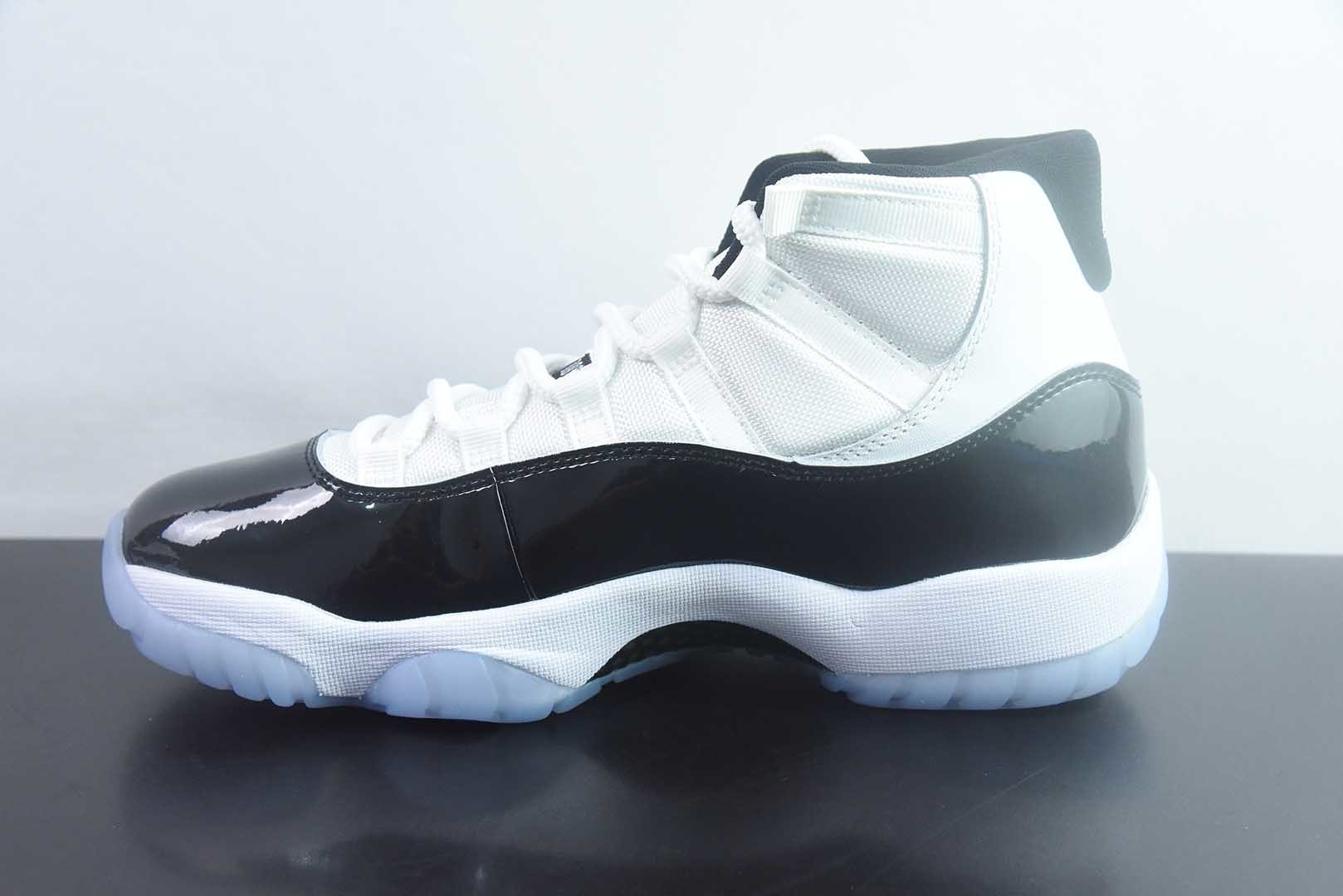 AJ11,Tinker Hatfield 于1995年操刀的里程碑之作,陪伴乔丹95-96赛季复出夺冠、写下72胜10负神话,被鞋圈奉为“正代天花板”。 纯原版本 货号:378037-100 实拍细节图