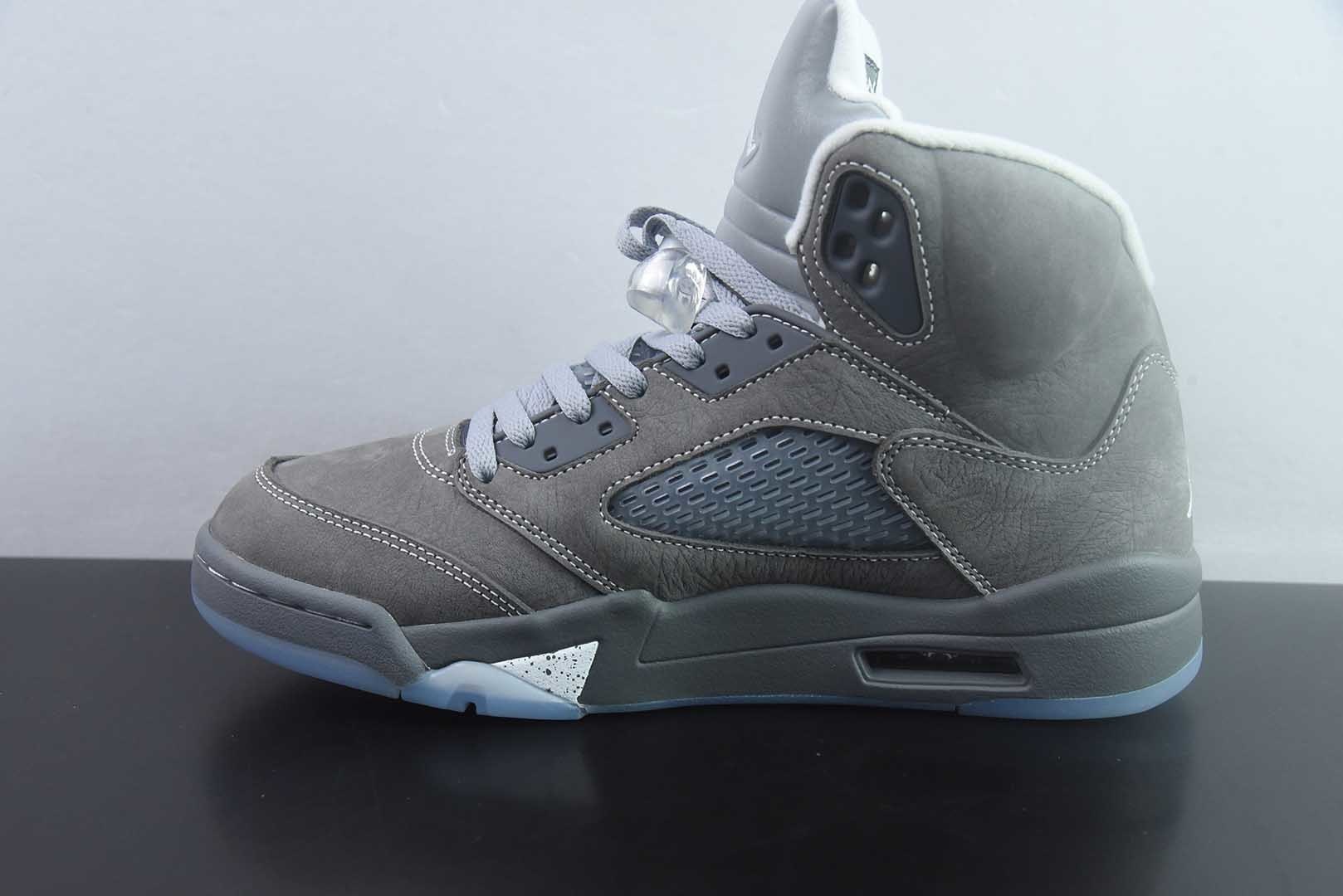 Jordan 乔丹 Air Jordan 5 舒适贴合 复古篮球鞋 男款 灰色 货号：DD0587-002 狼灰 纯原版本 实拍细节图