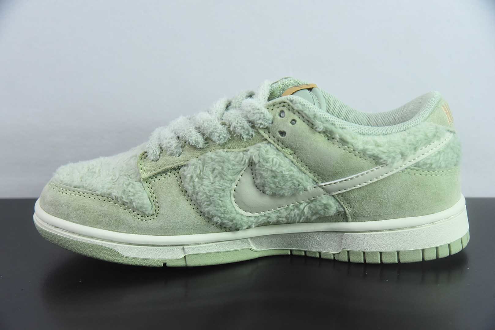 NK SB Dunk Low x Labubu 拉布布联名 纯原版本 实拍细节图