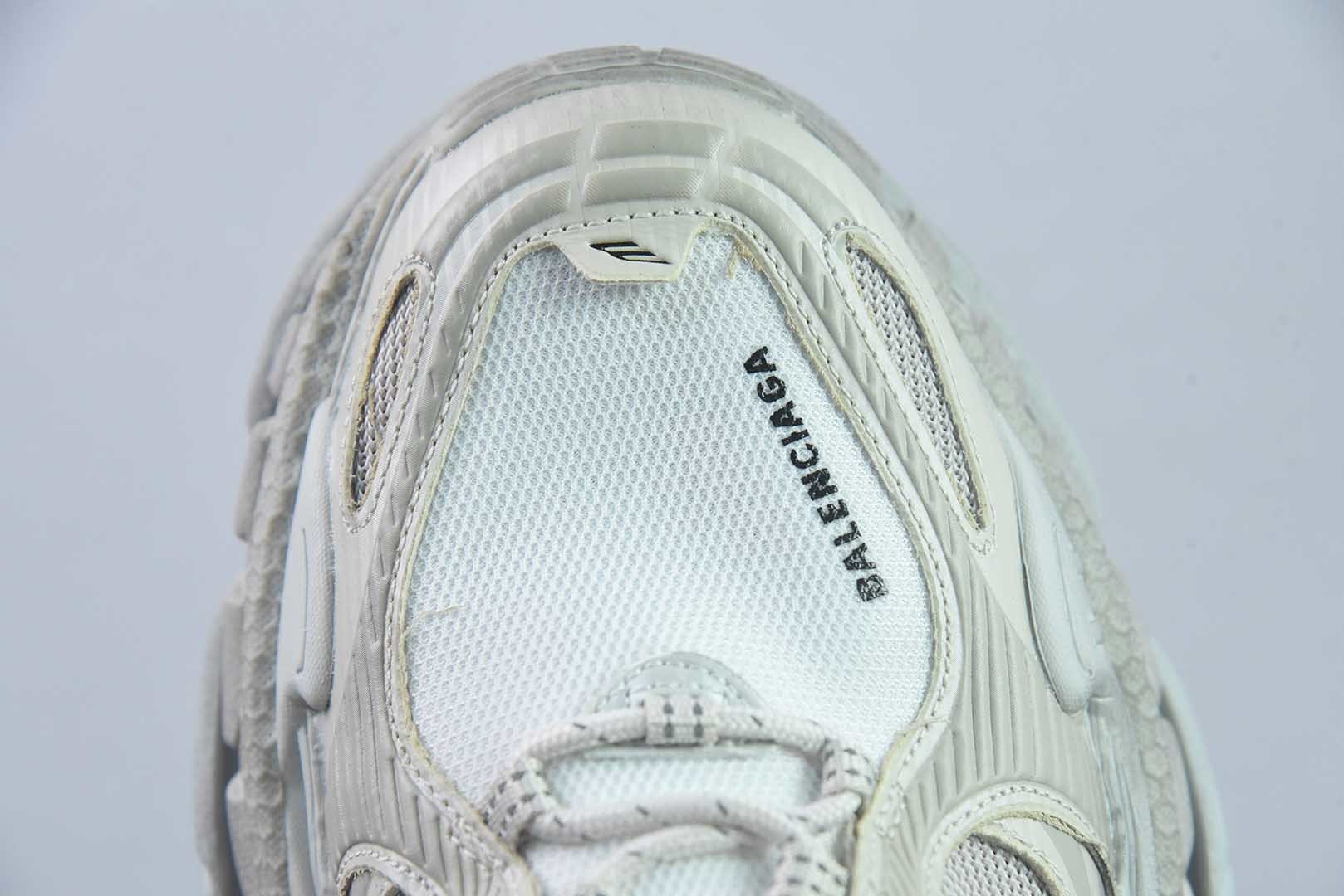 Balenciaga巴黎世家 Triple S .2 Gradient 做旧效果印花标识 厚底系带 低帮 老爹鞋灰色 35-46 纯原版本 实拍细节图