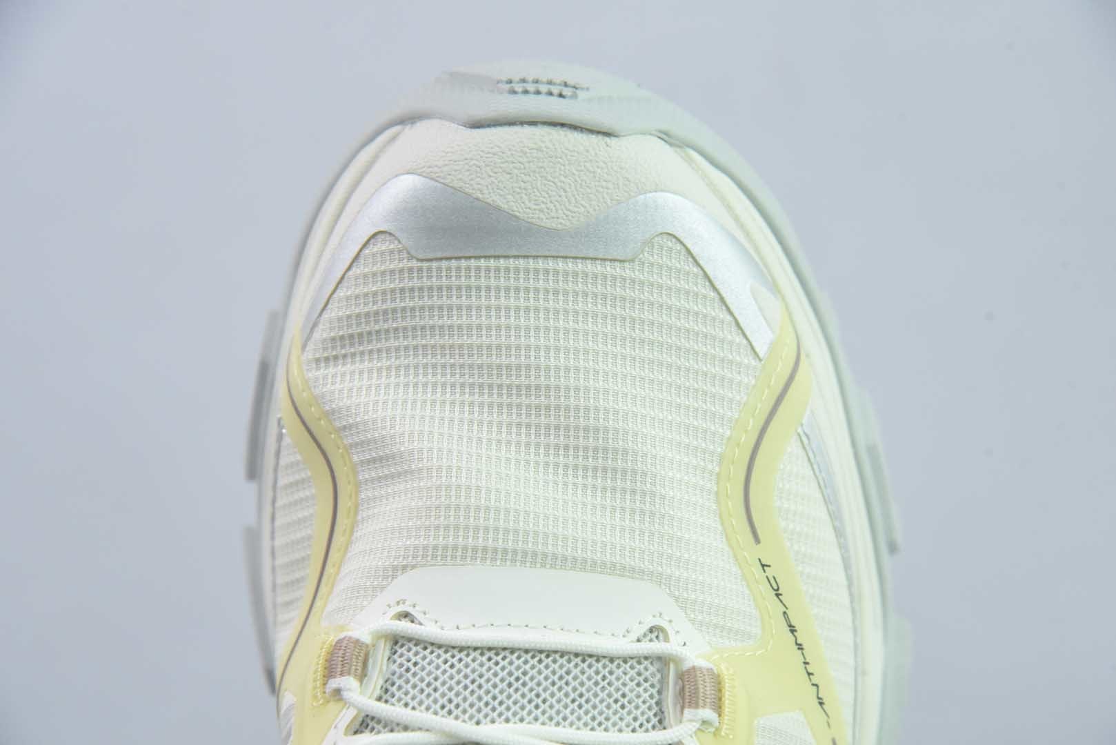 KAILAS 远征 舒适简约经典登山 防滑耐磨防水 低帮徒步鞋 货号: KS2612226 纯原版本 货号:KS2612226 实拍细节图