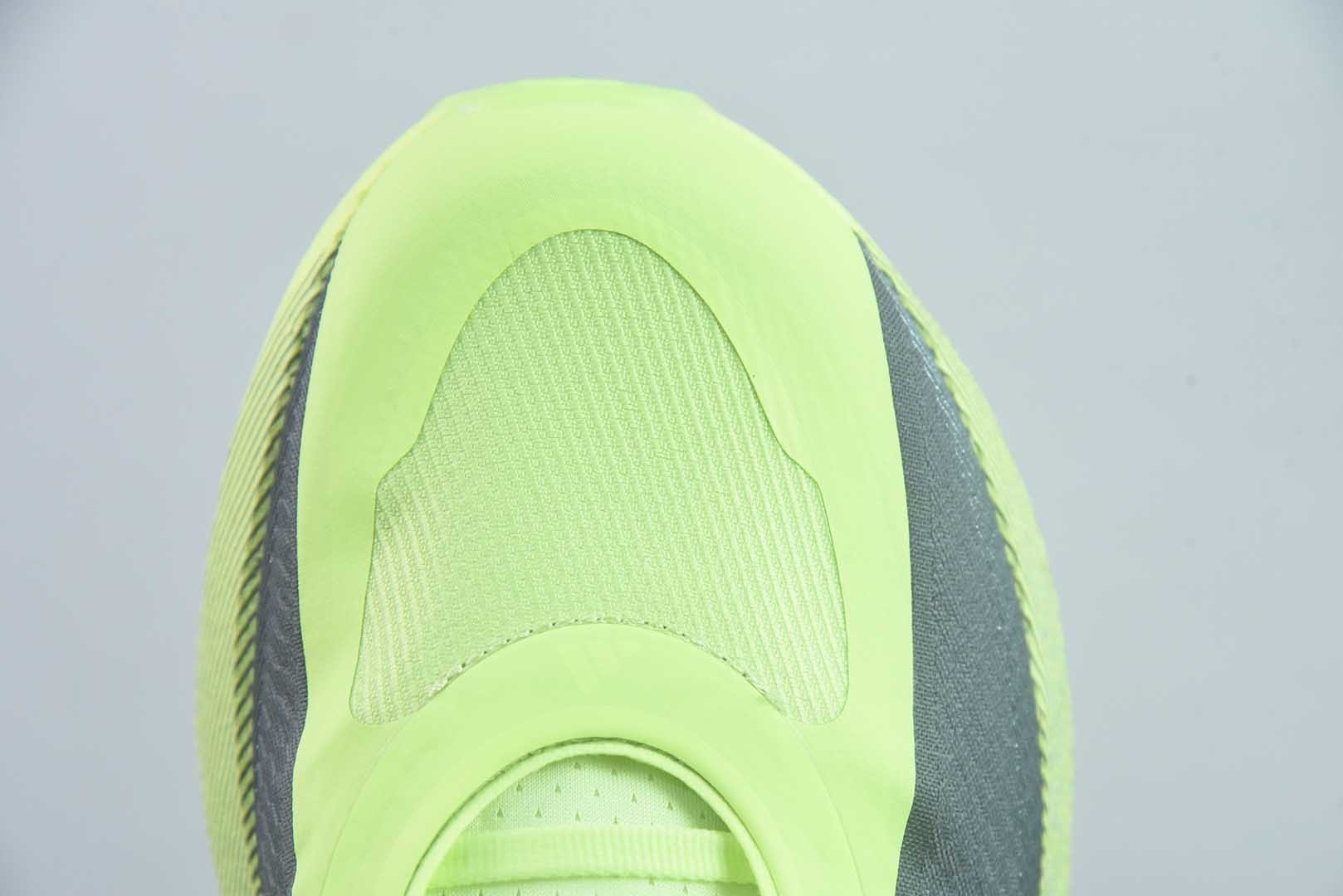阿迪达斯 Adidas ULTRABOOST EDGE M 缓震运动休闲轻便透气跑步鞋 纯原版本 货号：KI4413 实拍细节图