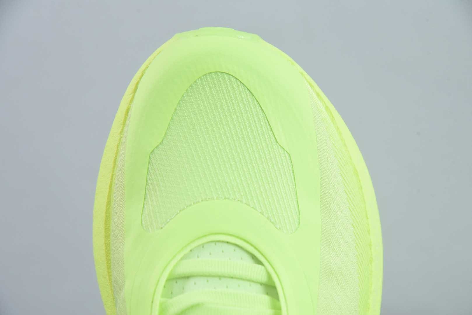 阿迪达斯 Adidas ULTRABOOST EDGE M 缓震运动休闲轻便透气跑步鞋 纯原版本 货号：KI4412 实拍细节图