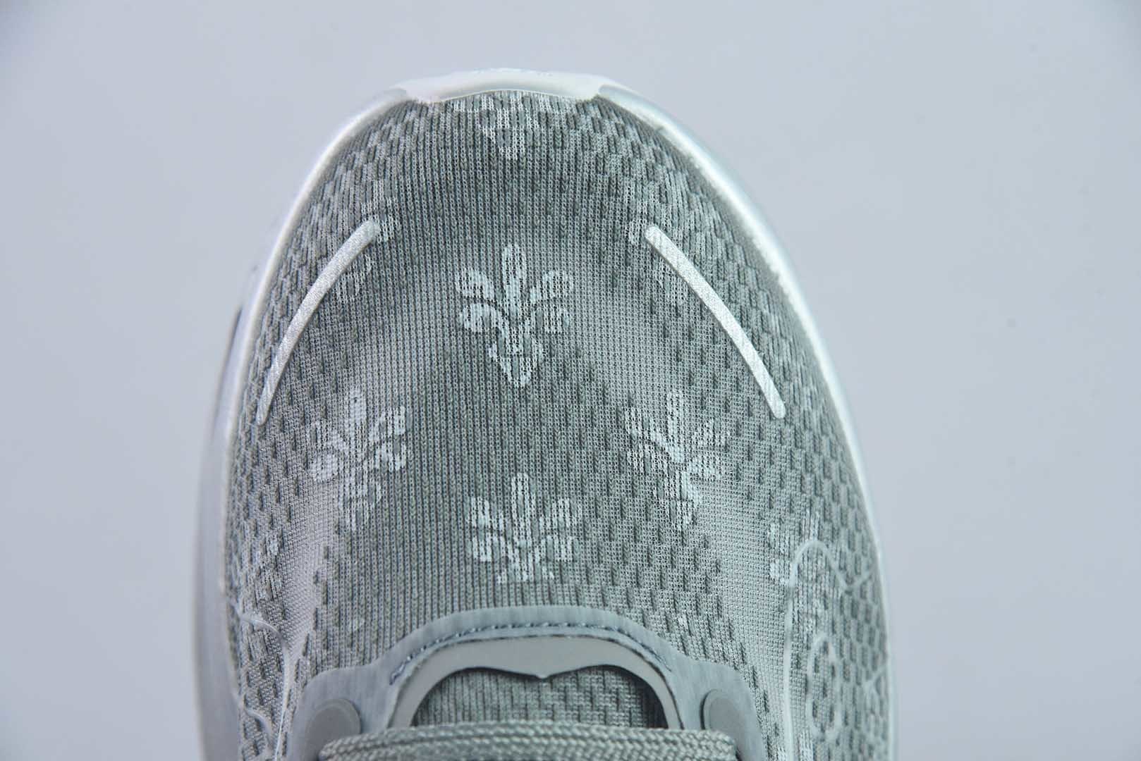 耐克 Nike Vomero Premium Fleur De Lis 灰银配色 女款缓震跑步鞋 纯原版本 货号：IQ0028-001 实拍细节图
