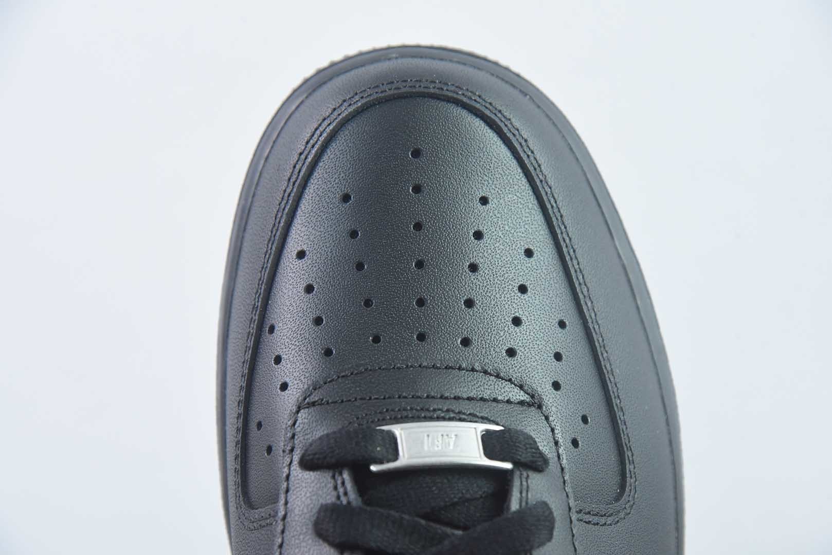 CS/DC版本 耐克 Nike Air Force 1 Low '07 空军一号低帮经典板鞋 全黑 纯原版本 货号:CW2288-001 实拍细节图
