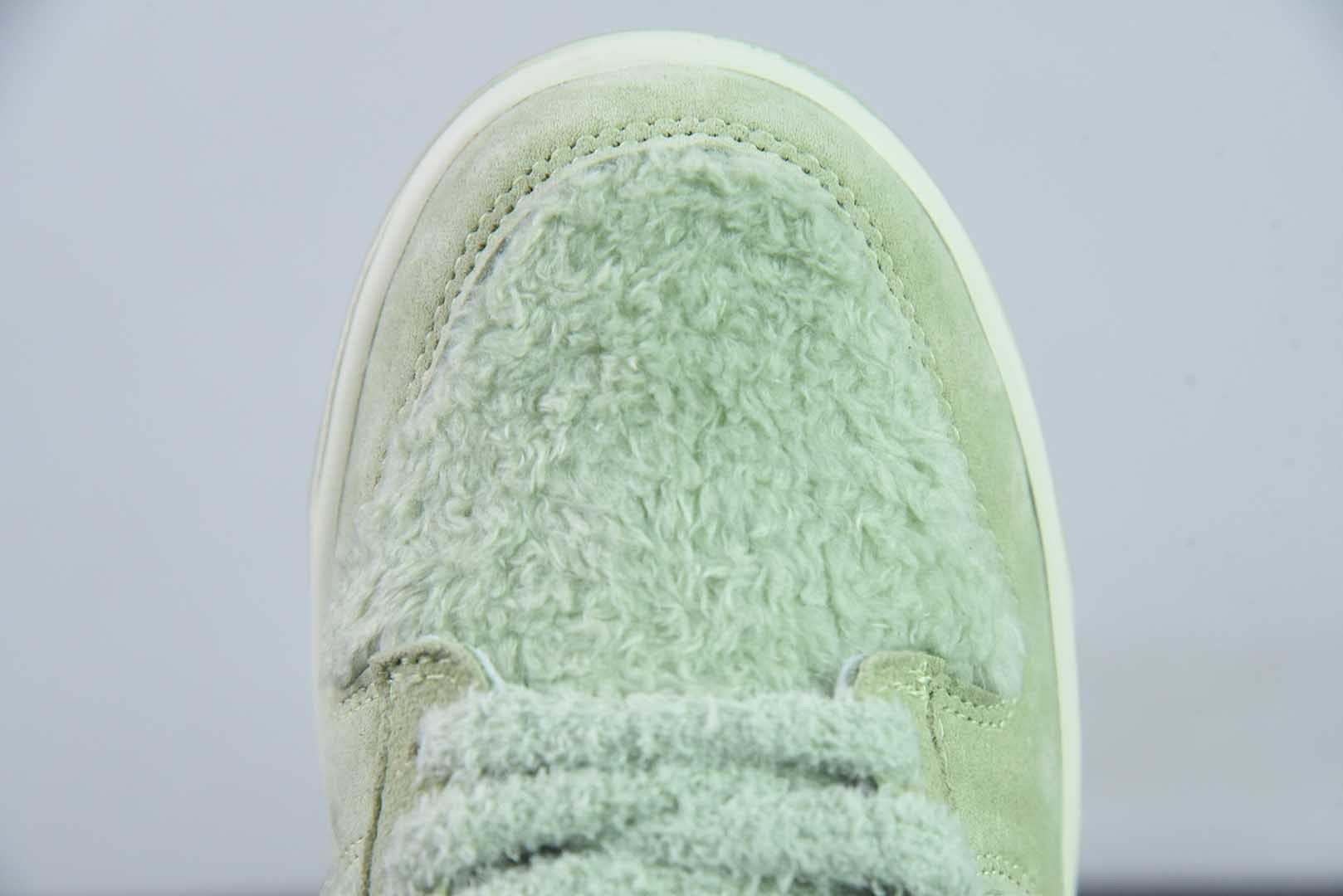NK SB Dunk Low x Labubu 拉布布联名 纯原版本 实拍细节图