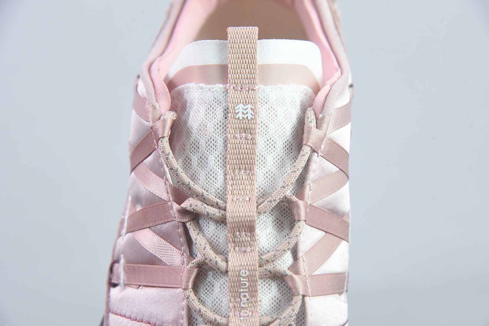 可隆KOLON ROAM VARYSLIP-ON时尚简约 溯溪鞋 纯原版本 货号:LKFH6AT2242722 实拍细节图