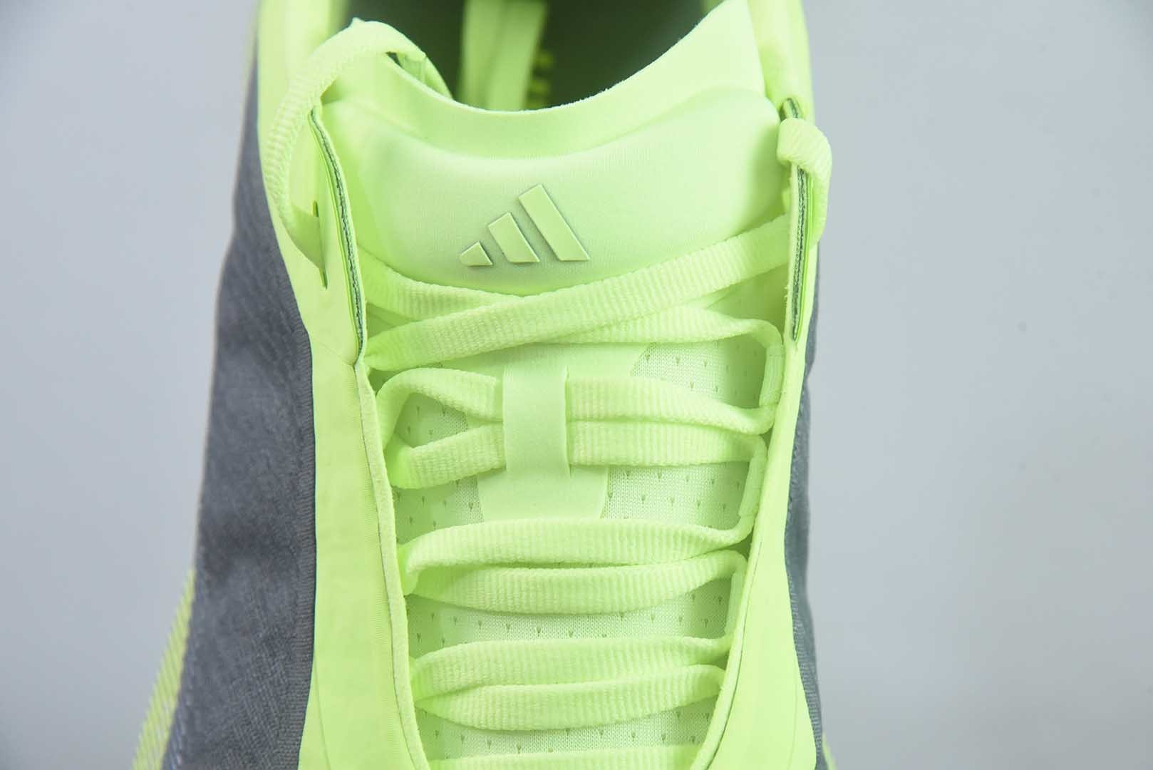 阿迪达斯 Adidas ULTRABOOST EDGE M 缓震运动休闲轻便透气跑步鞋 纯原版本 货号：KI4413 实拍细节图