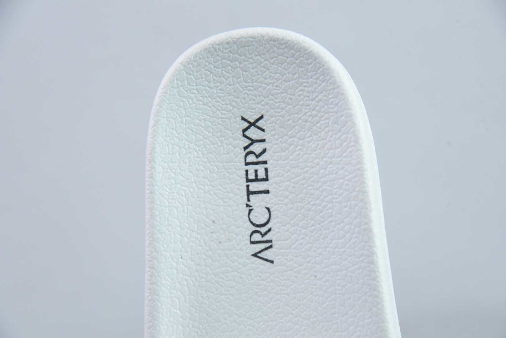 Arcteryx Slipper PRO M 始祖鸟一字拖鞋 泼墨街头潮牌沙滩拖鞋 纯原版本 实拍细节图